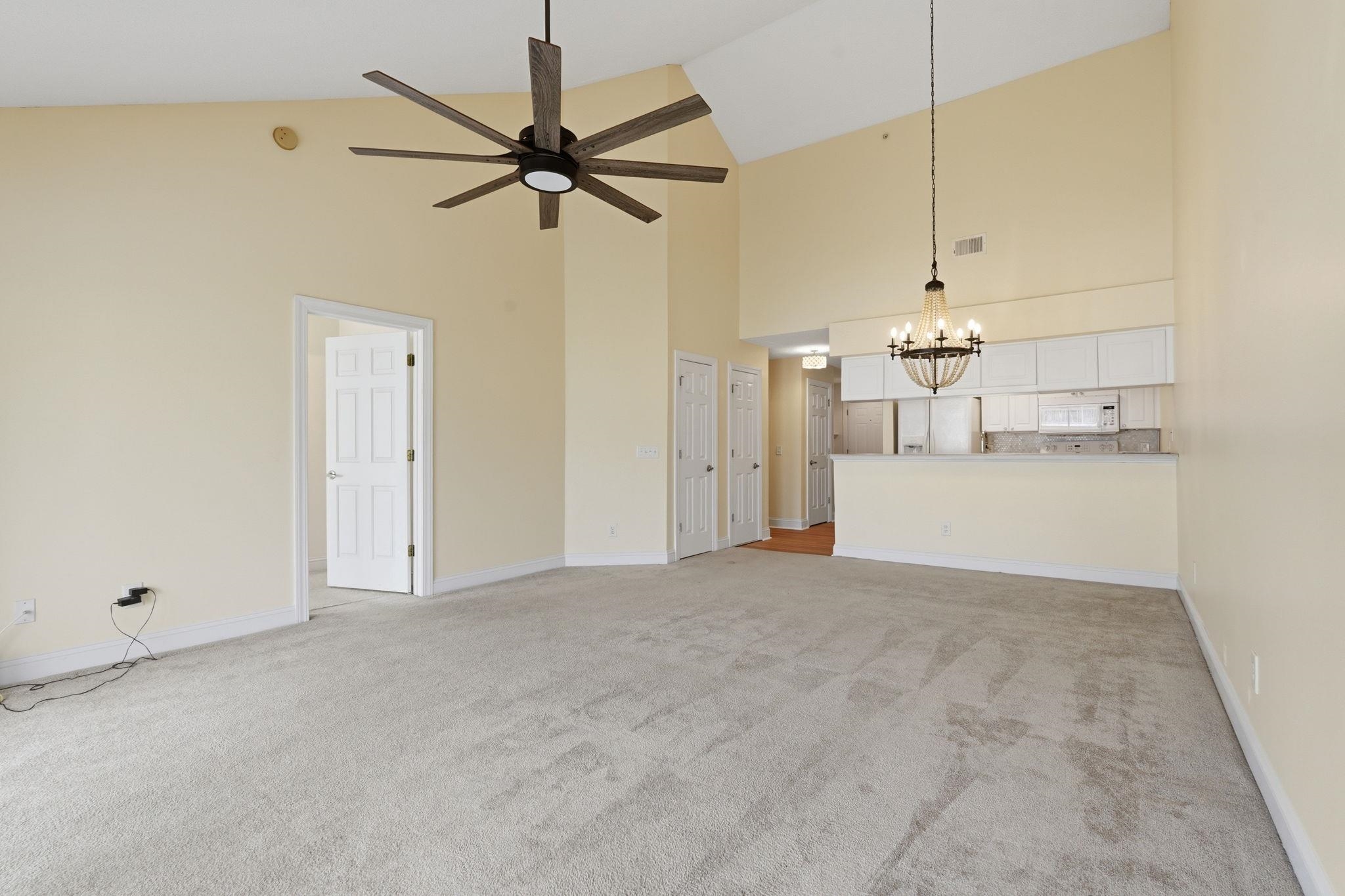 627 Woodmoor Dr. Property Photo 20