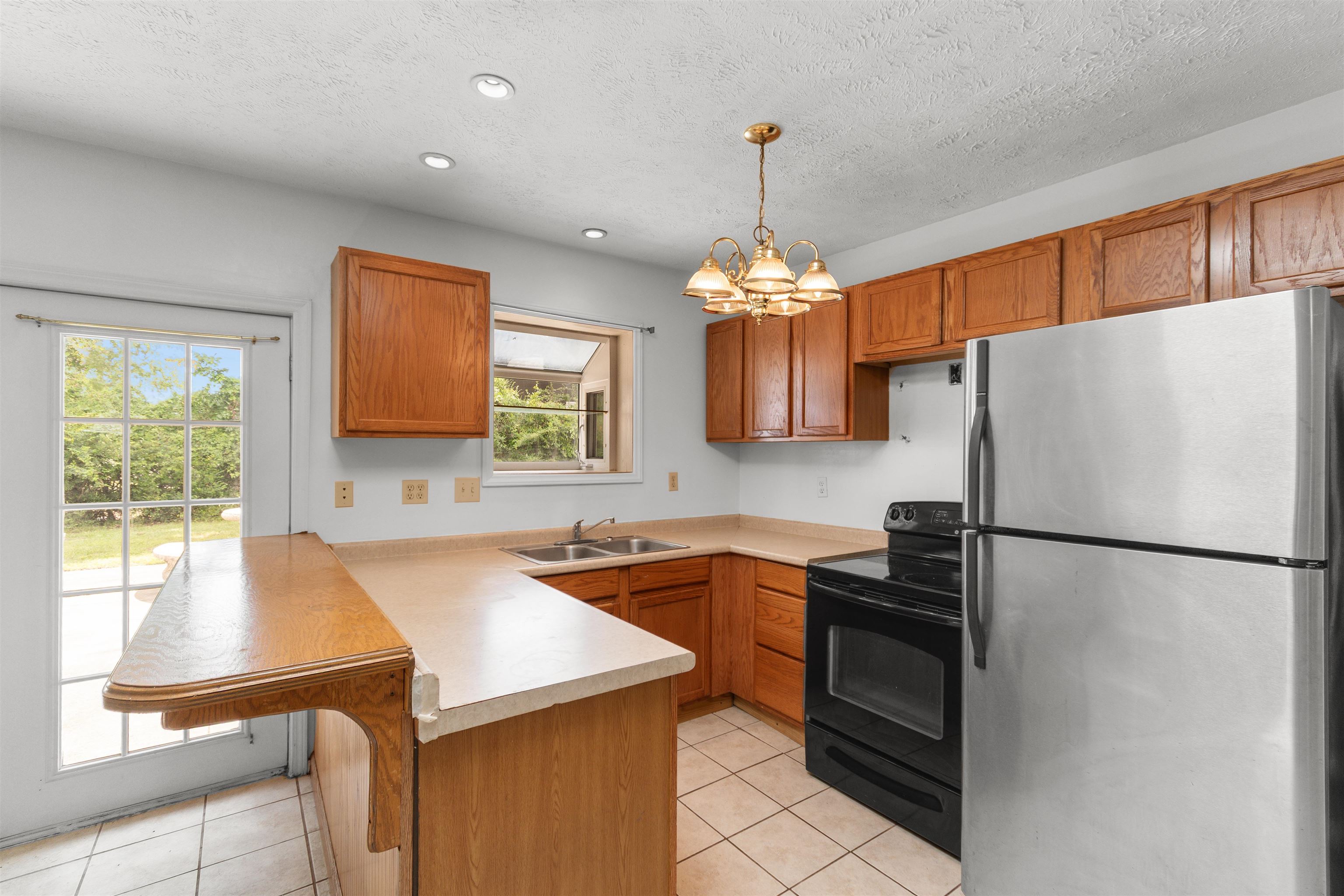 331 Waterside Dr. Property Photo 25