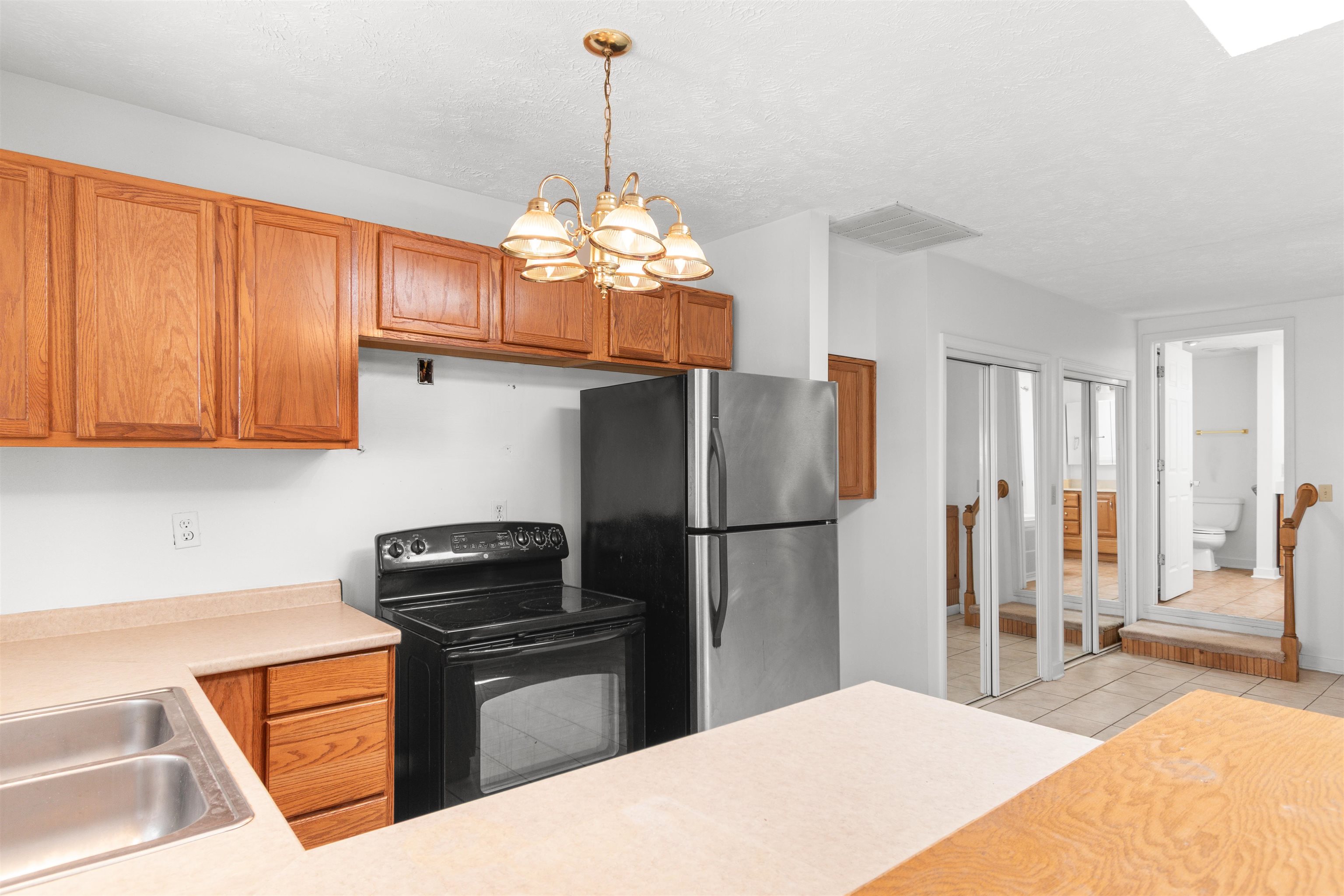 331 Waterside Dr. Property Photo 27