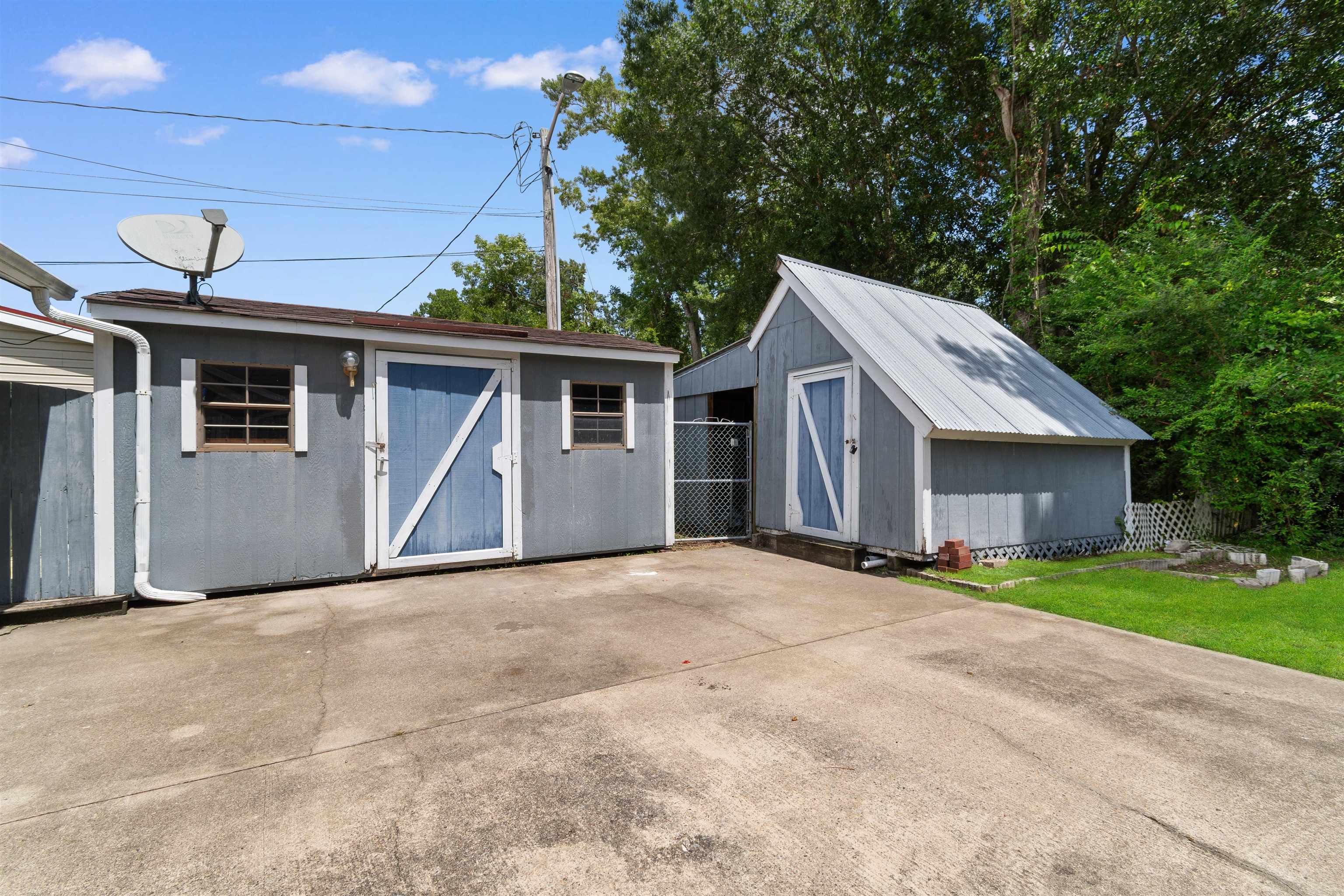 331 Waterside Dr. Property Photo 33