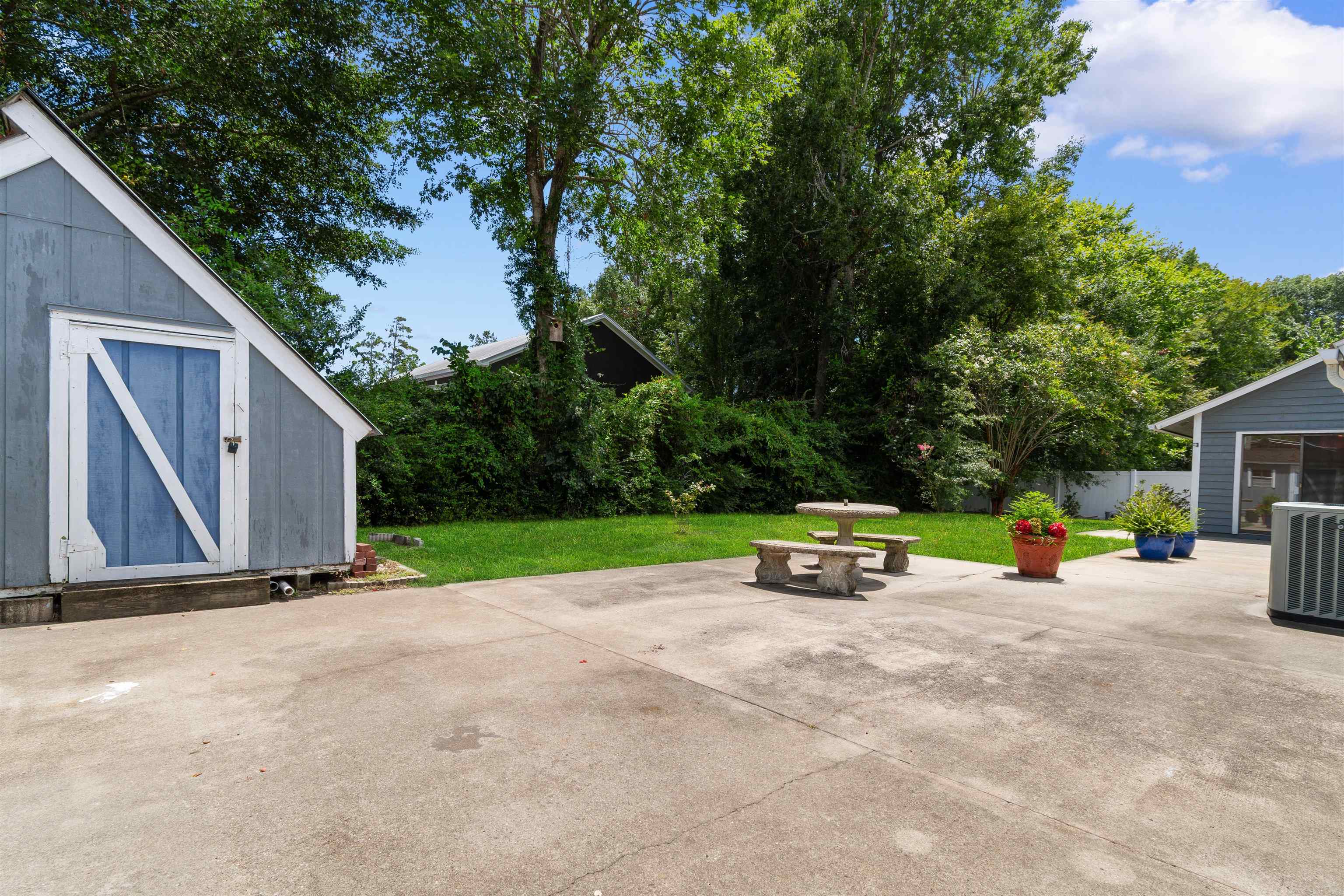 331 Waterside Dr. Property Photo 37