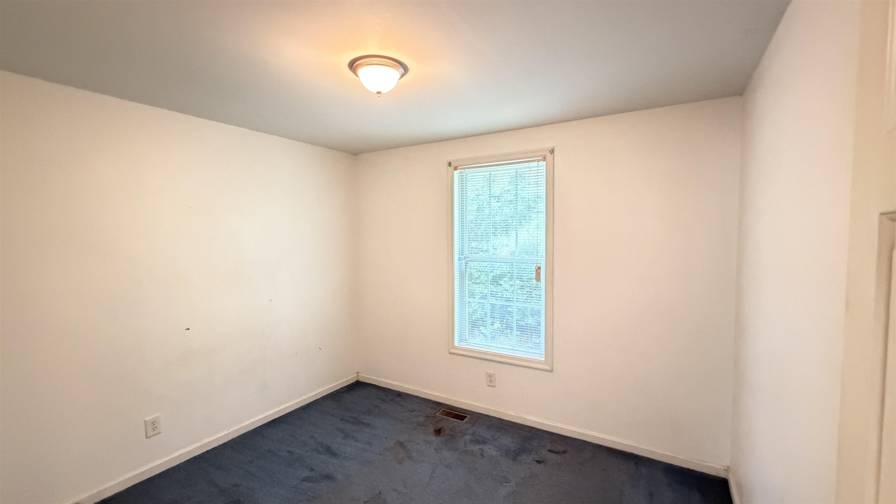 5632 S Fraser St. Property Photo 15