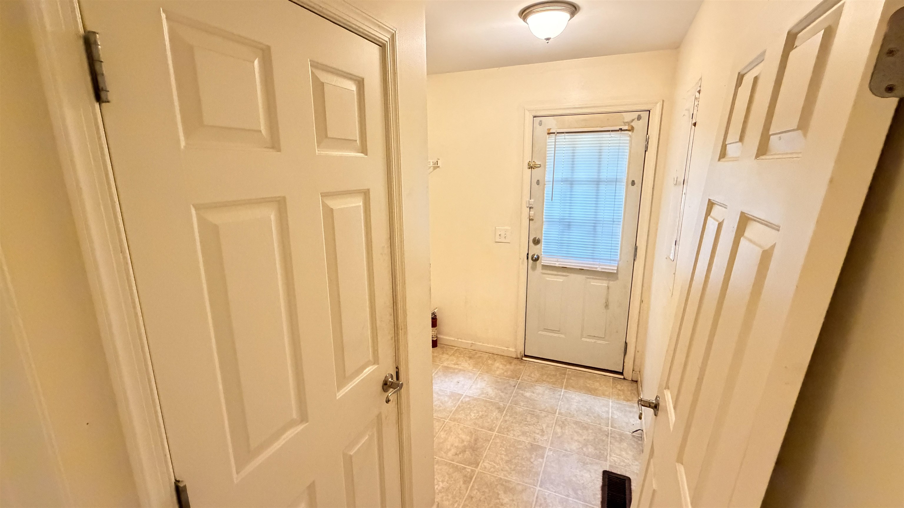 5632 S Fraser St. Property Photo 18