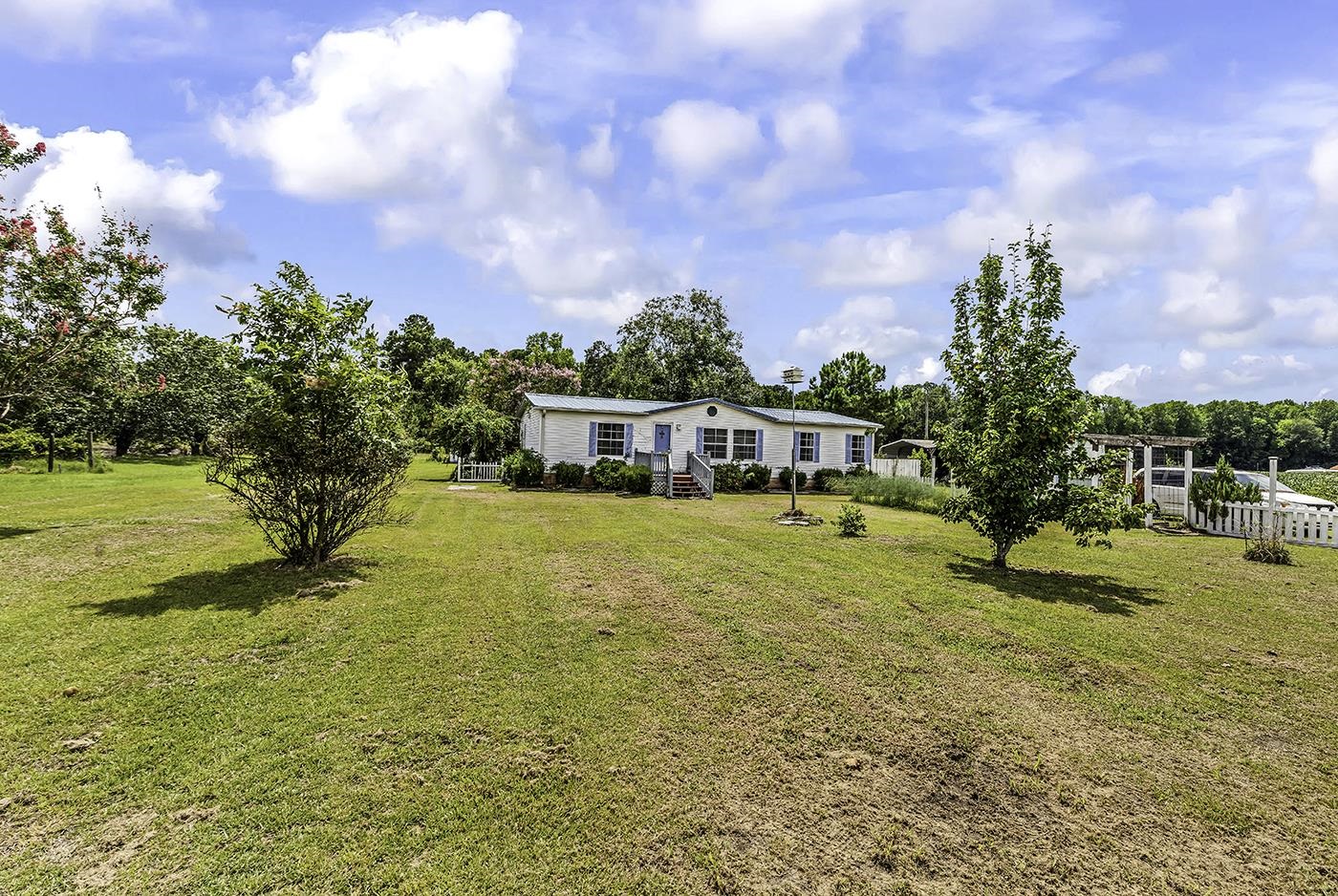 1578 Cay Rd. Property Photo 3