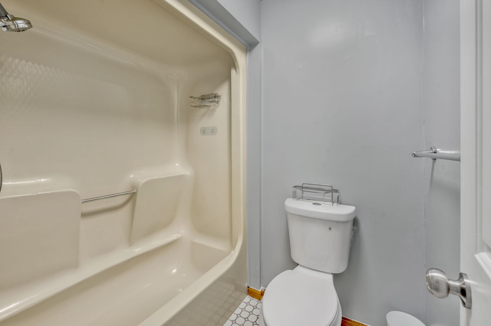 401 10th Ave. S Property Photo 25