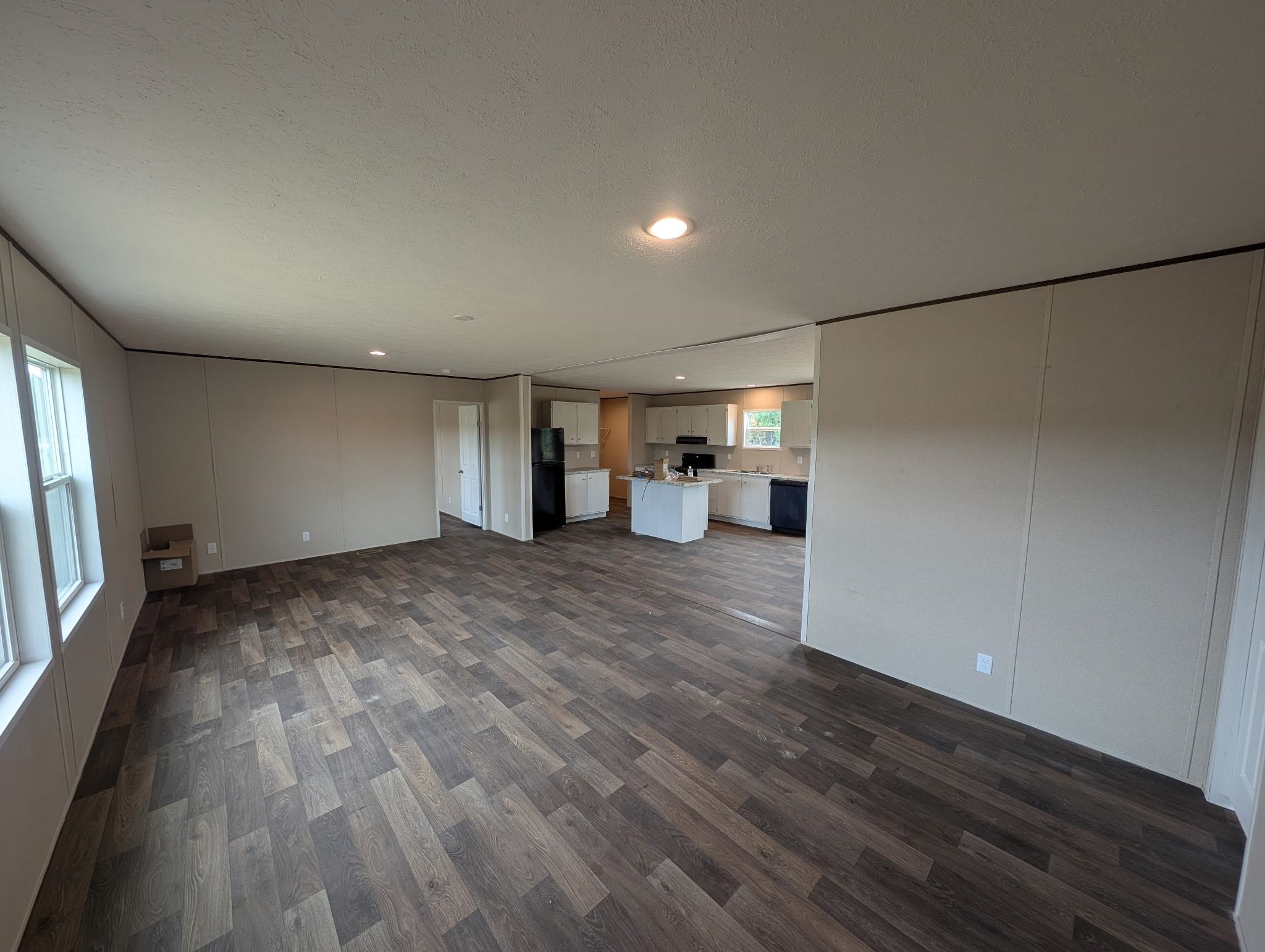 8565 Black Creek Rd. Property Photo 2