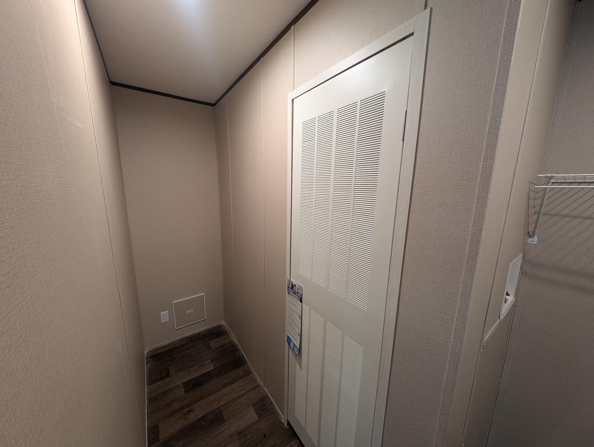 8565 Black Creek Rd. Property Photo 11