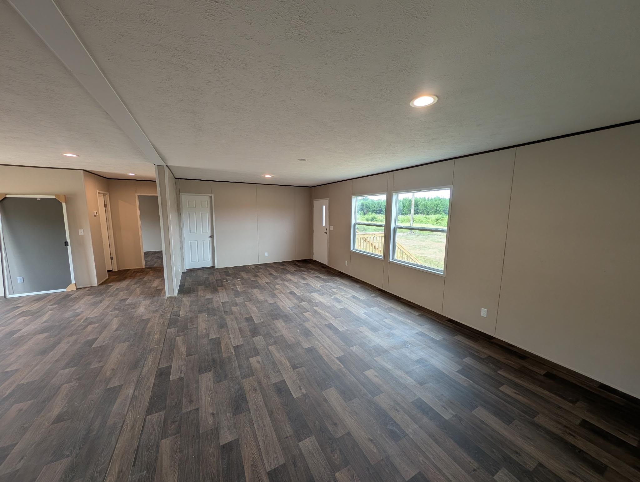 8565 Black Creek Rd. Property Photo 17