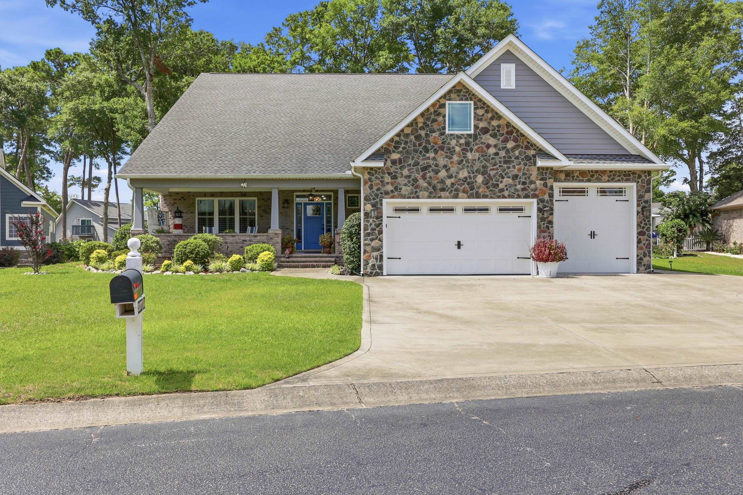 2377 Island Way Property Photo 1