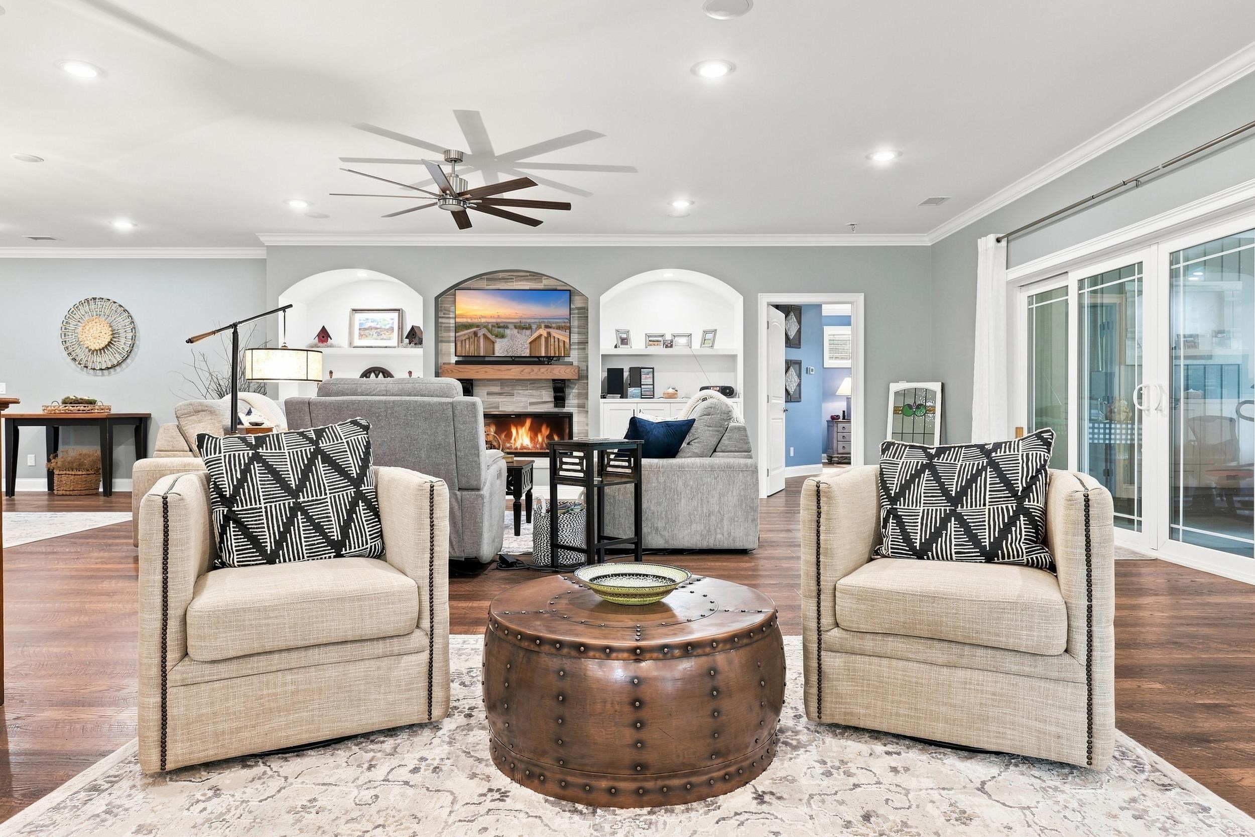 2377 Island Way Property Photo 15
