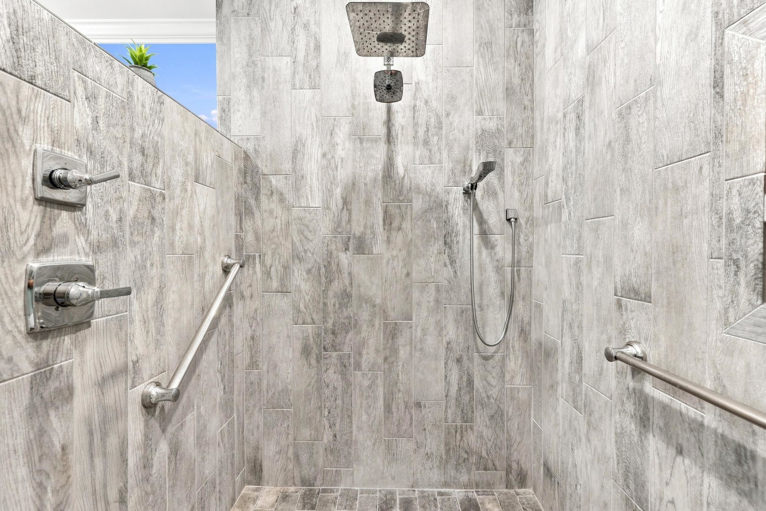 2377 Island Way Property Photo 33