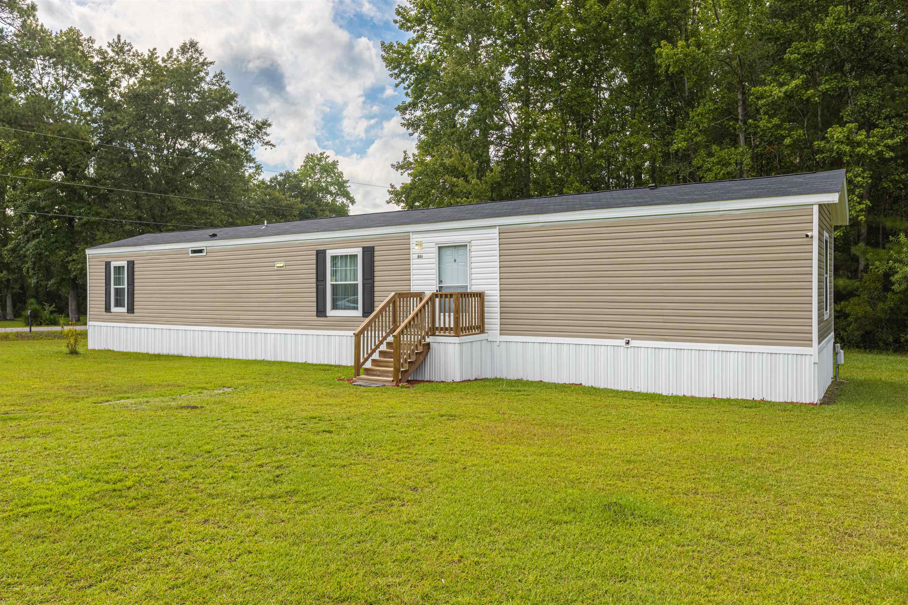 301 Allison Court Property Photo 1