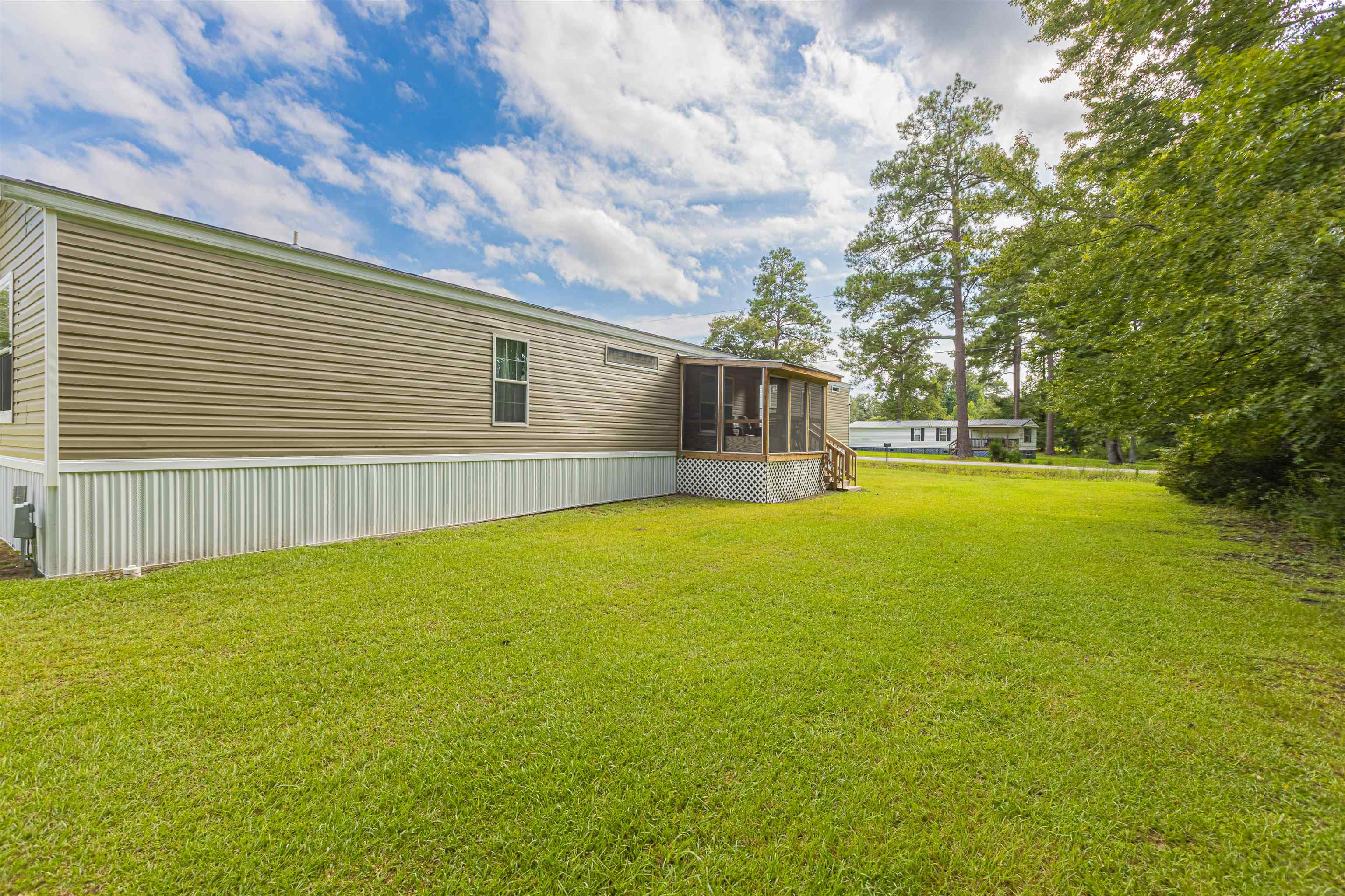 301 Allison Court Property Photo 21
