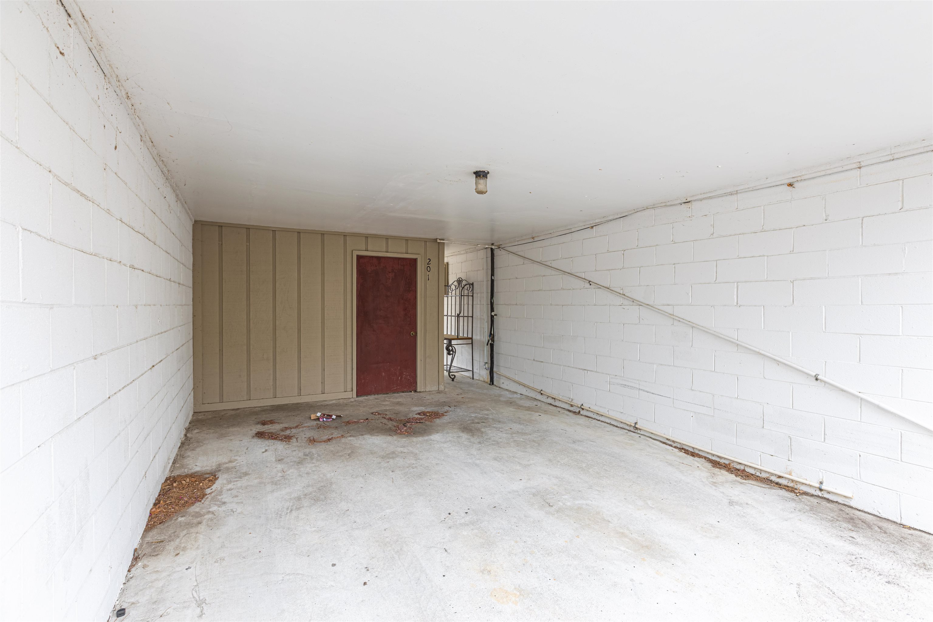 603 Wagon Wheel Rd. Property Photo 3