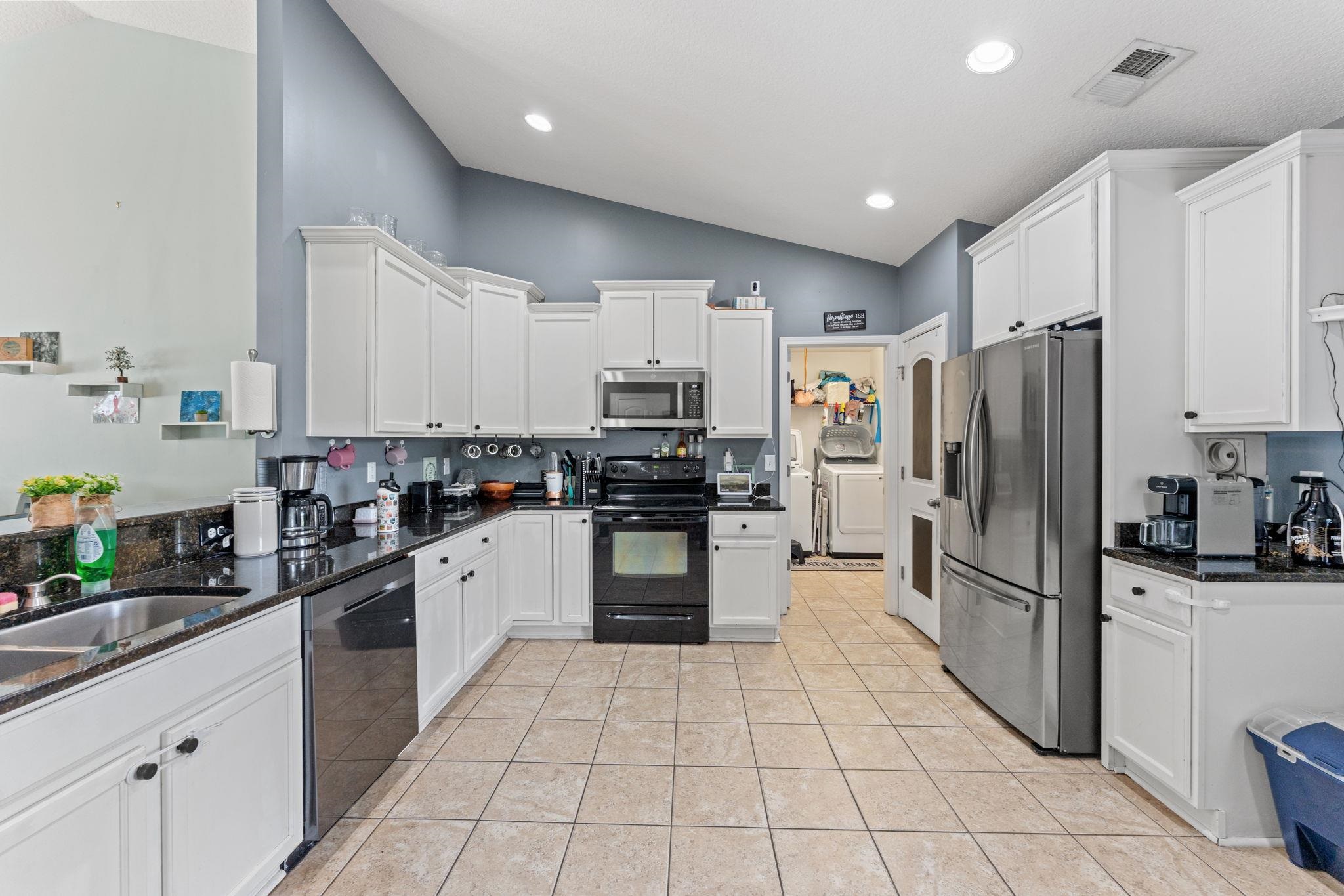 625 Old Castle Loop Property Photo 13
