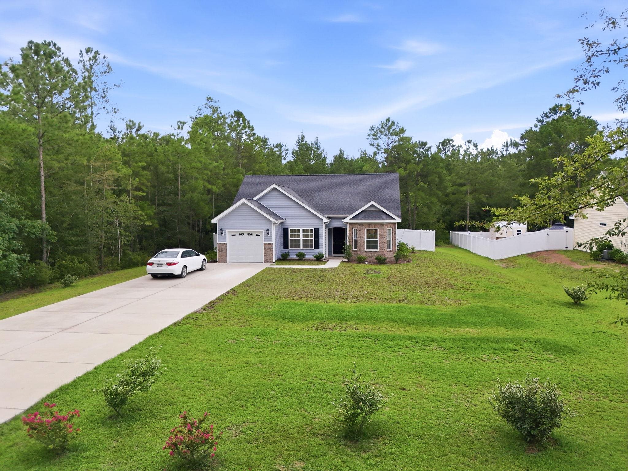 1902 Hardwick Rd. Property Photo 2