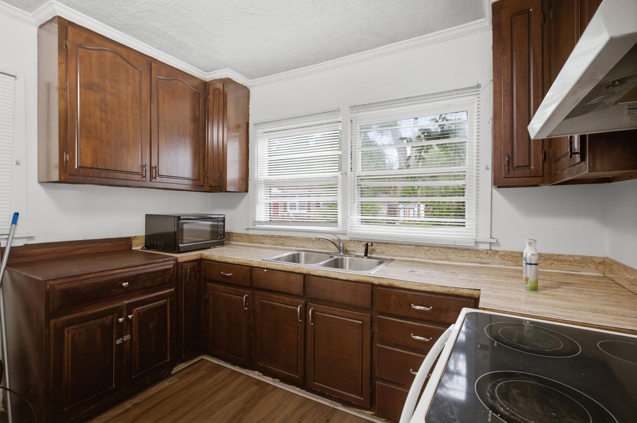 504 Ridge St. Property Photo 25