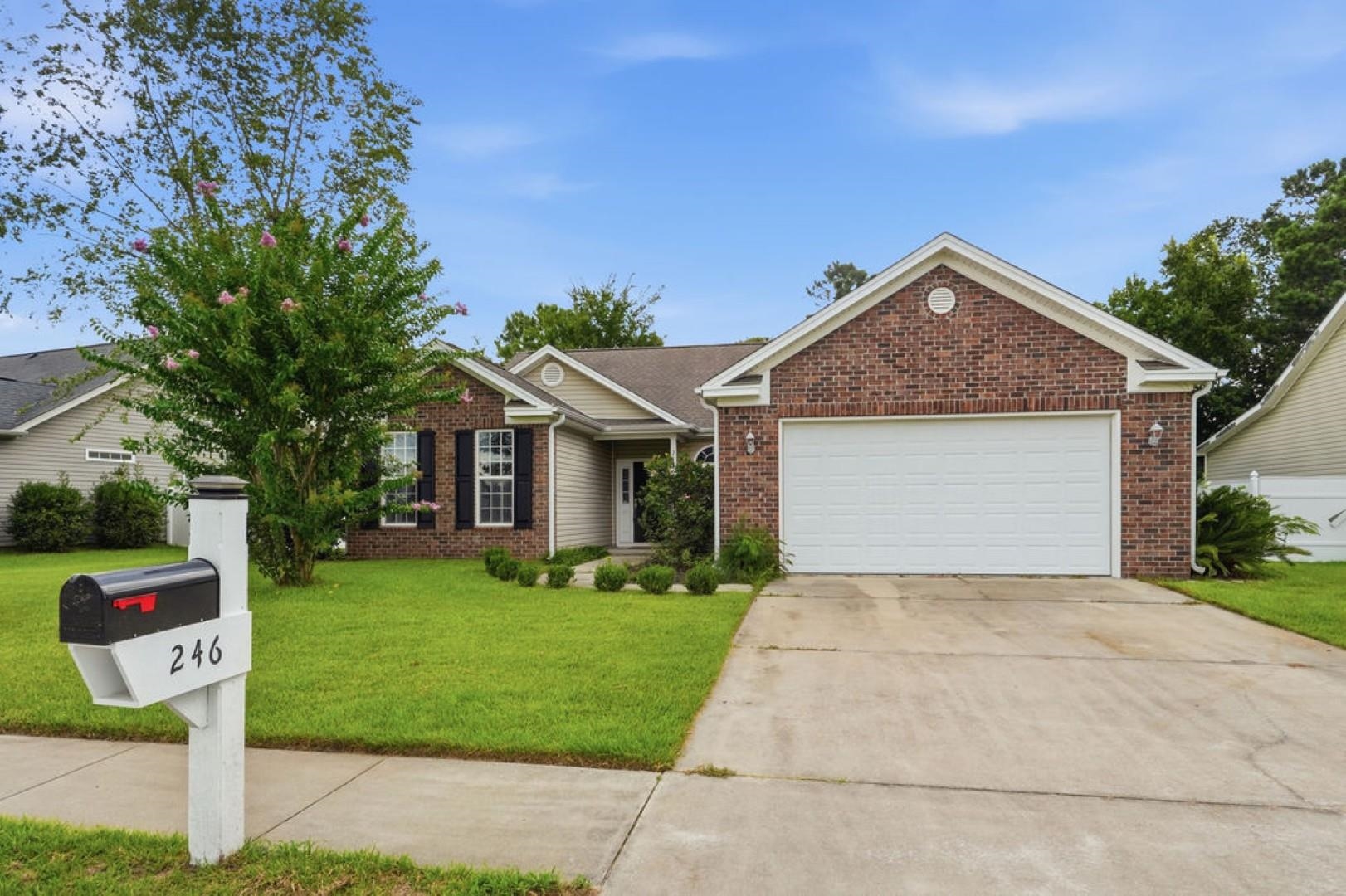 246 Seagrass Loop Property Photo 1