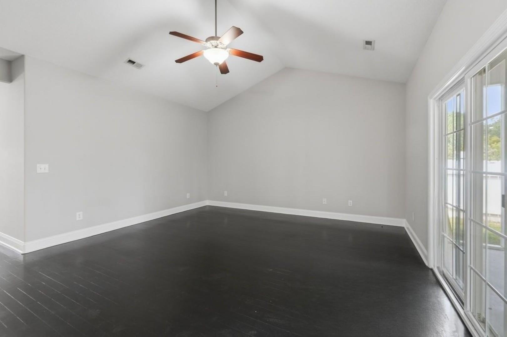 246 Seagrass Loop Property Photo 15