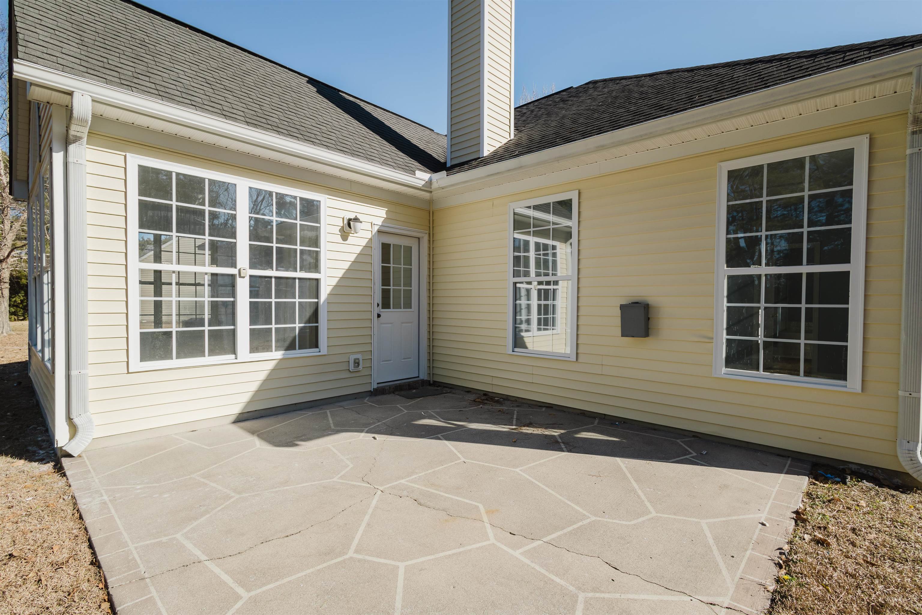 6011 Mossy Oaks Dr. Property Photo 6