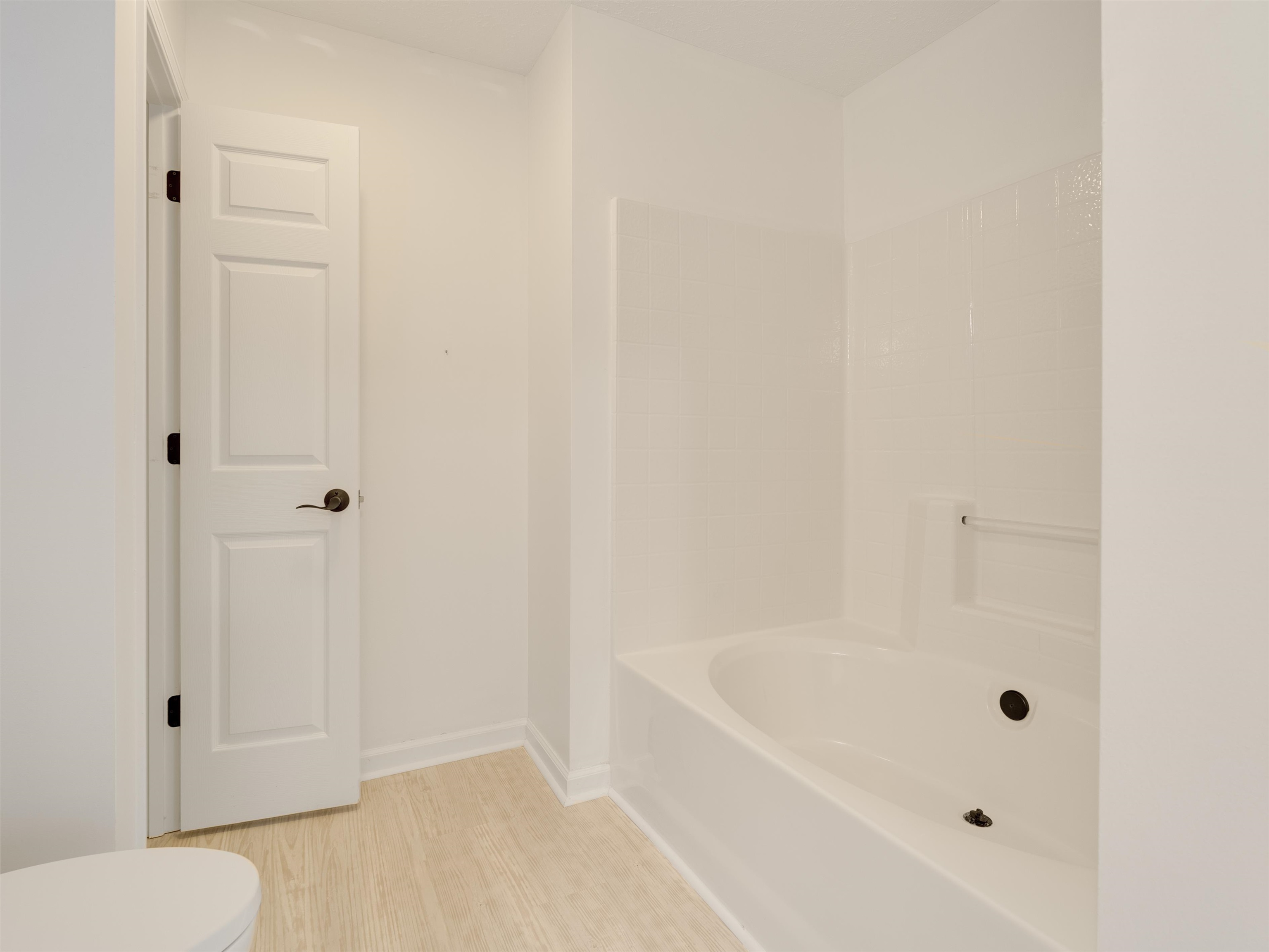 4533 Greenbriar Dr. Property Photo 20