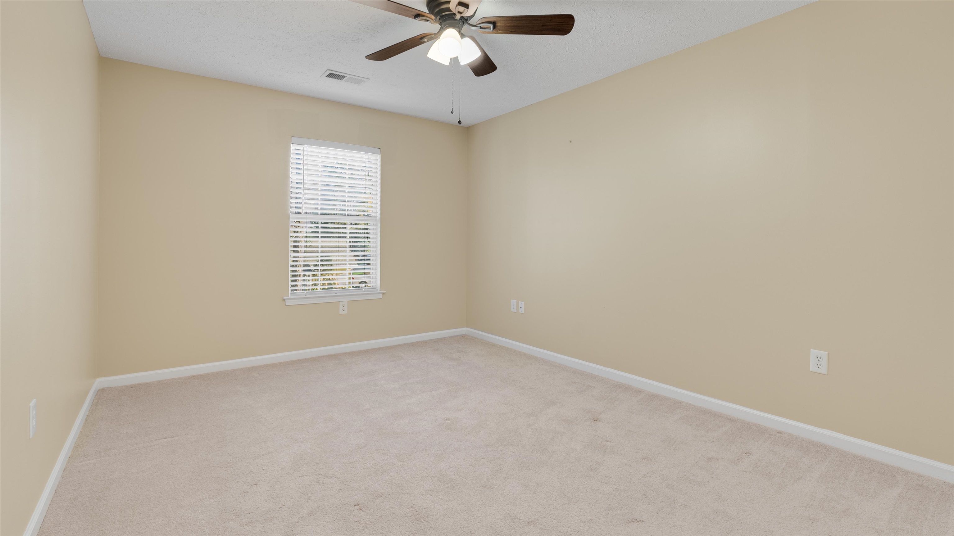 4533 Greenbriar Dr. Property Photo 25
