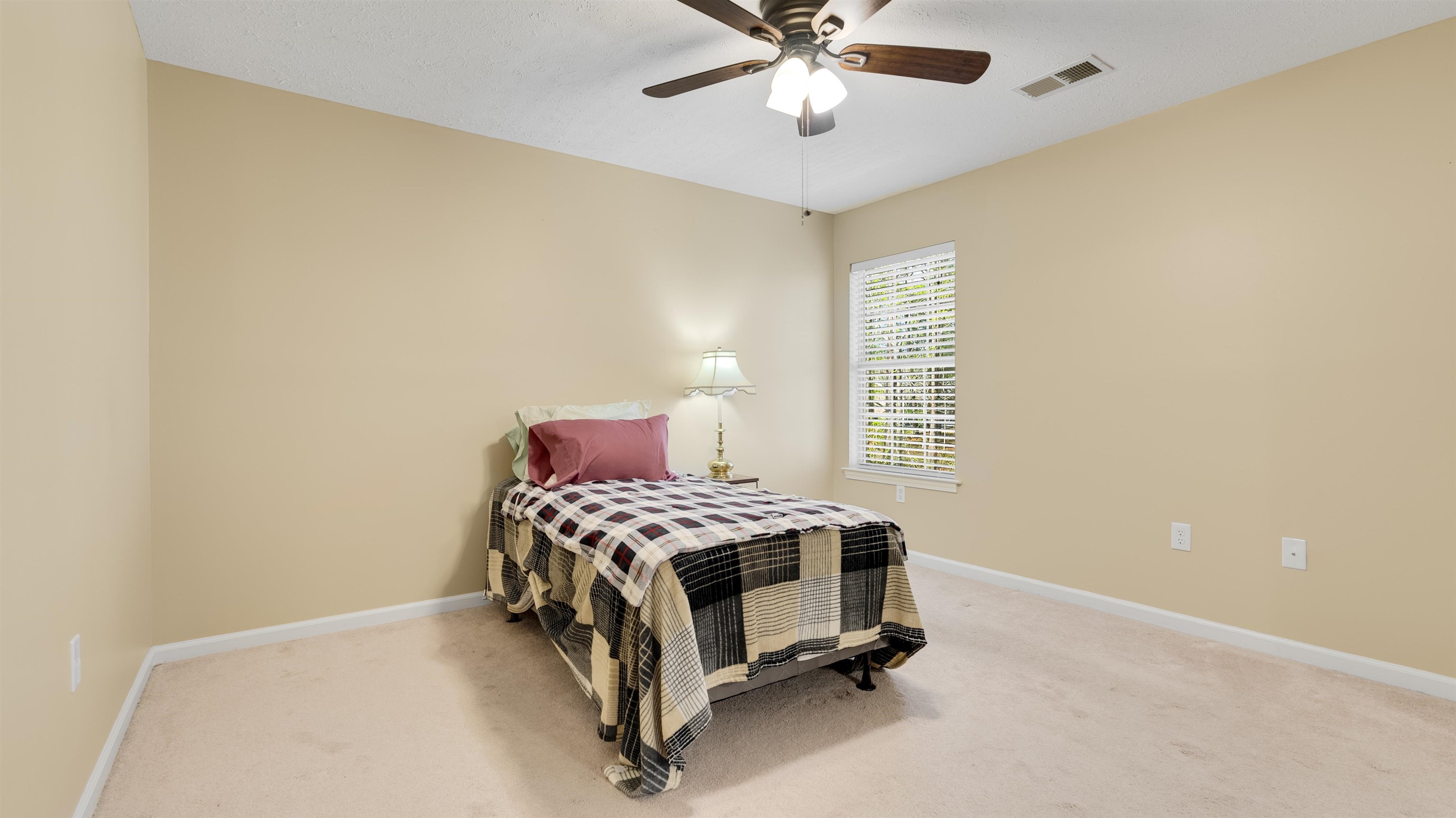 4533 Greenbriar Dr. Property Photo 29