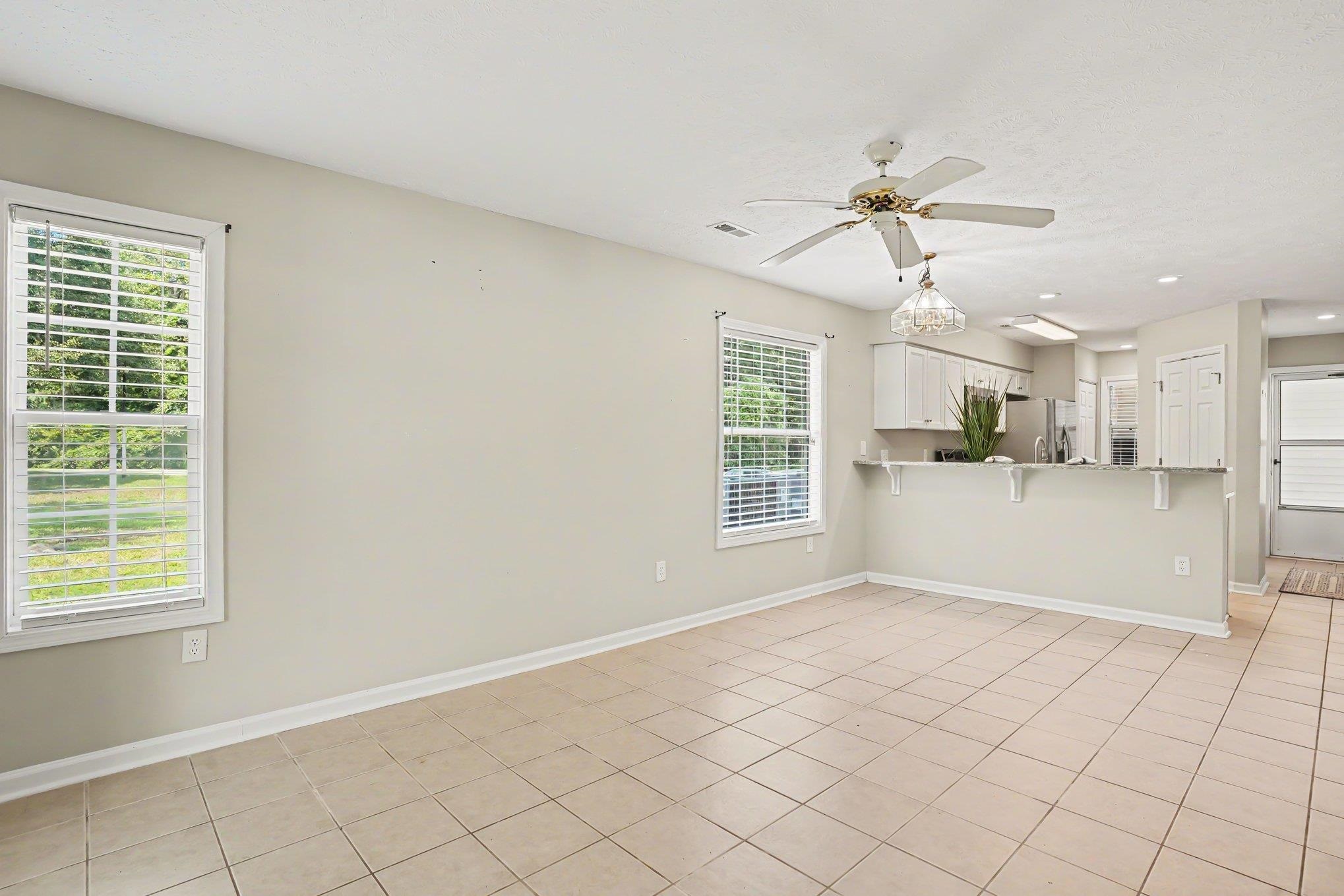 623 Tupelo Ln. Property Photo 11