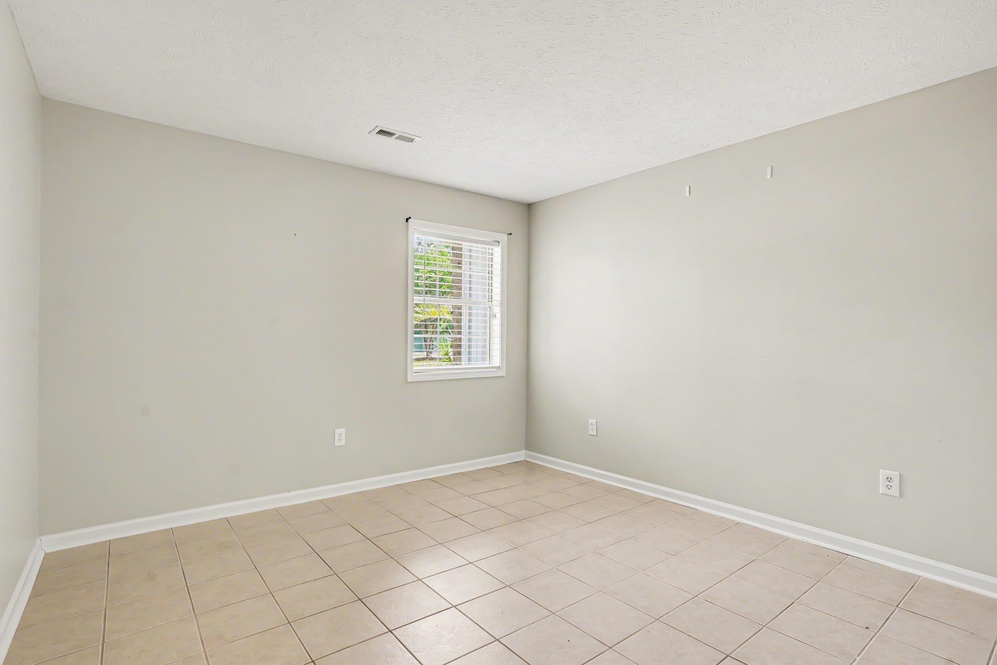 623 Tupelo Ln. Property Photo 22