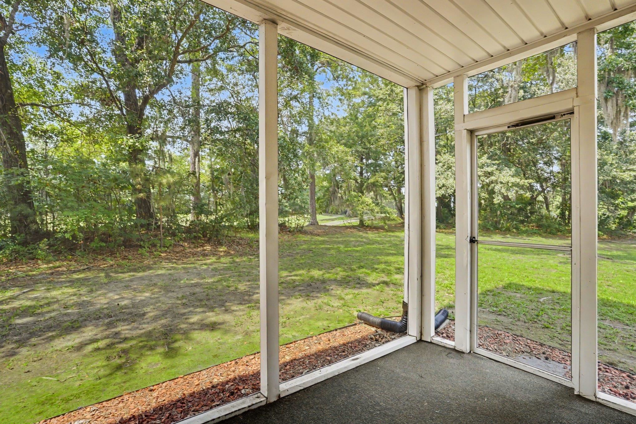 623 Tupelo Ln. Property Photo 27