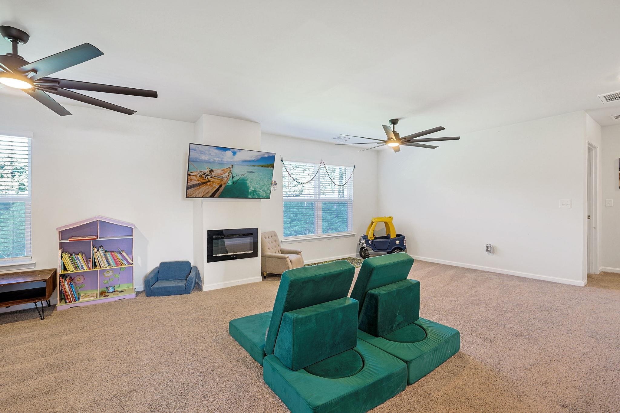 1165 Maxwell Dr. Property Photo 13