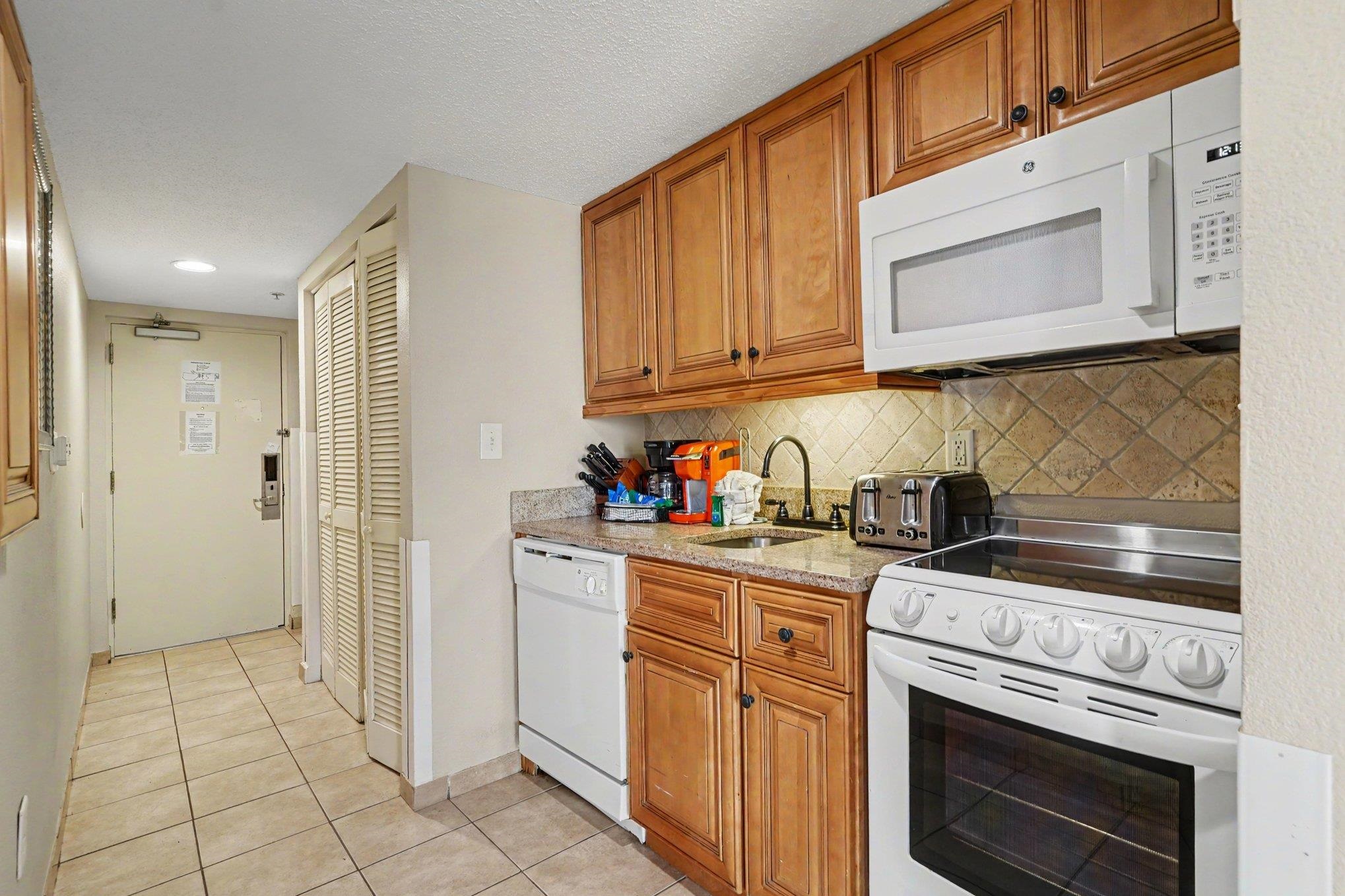 7100 N Ocean Blvd. Property Photo 11