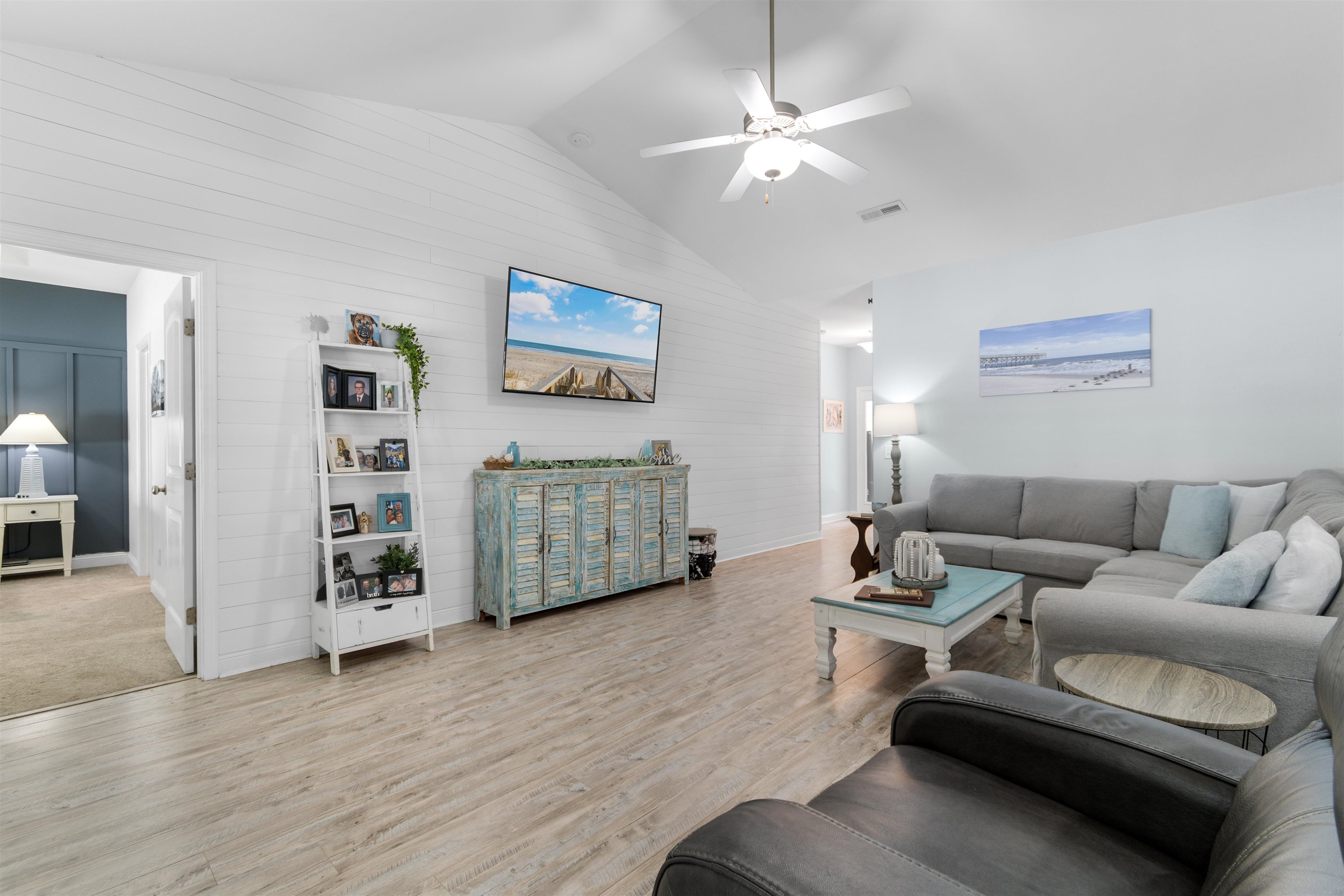 344 Clearwater Dr. Property Photo 16