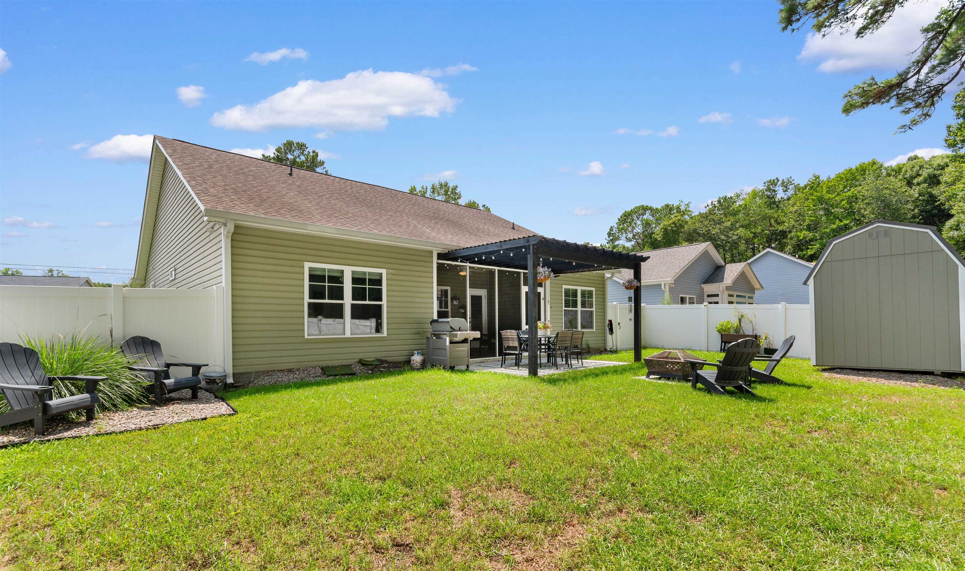 344 Clearwater Dr. Property Photo 34
