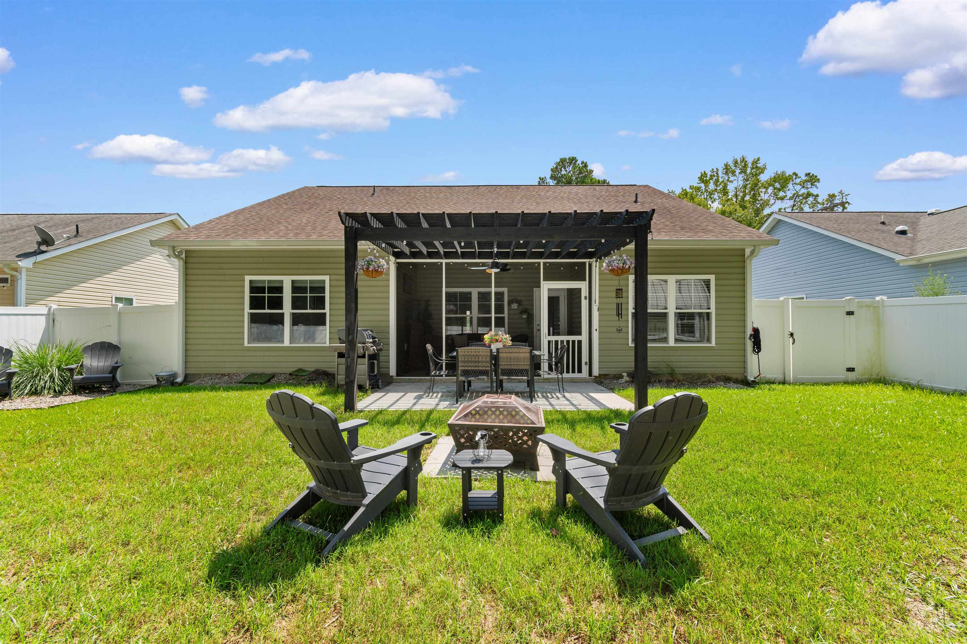 344 Clearwater Dr. Property Photo 35