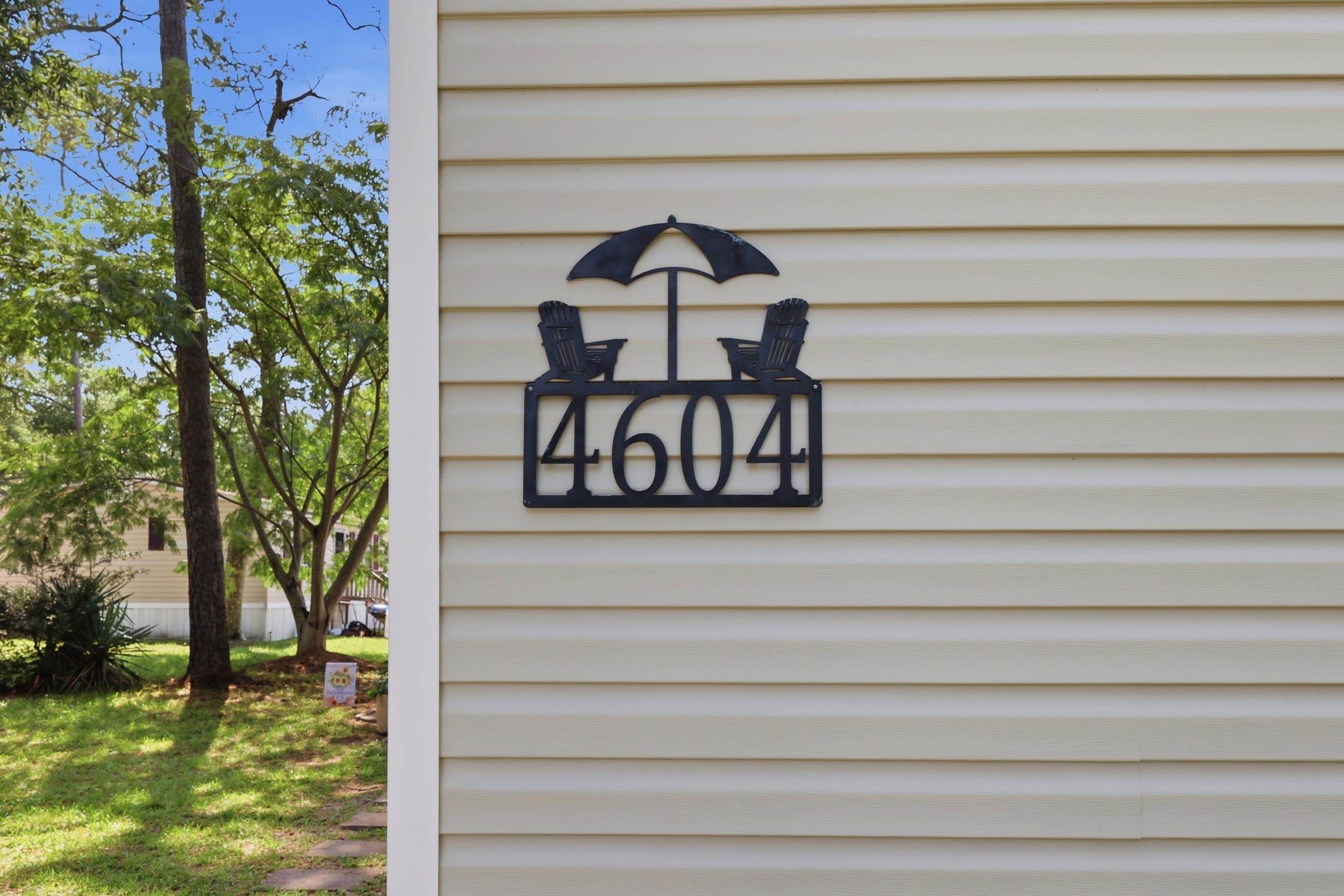 4604 Albatross St. Property Photo 22