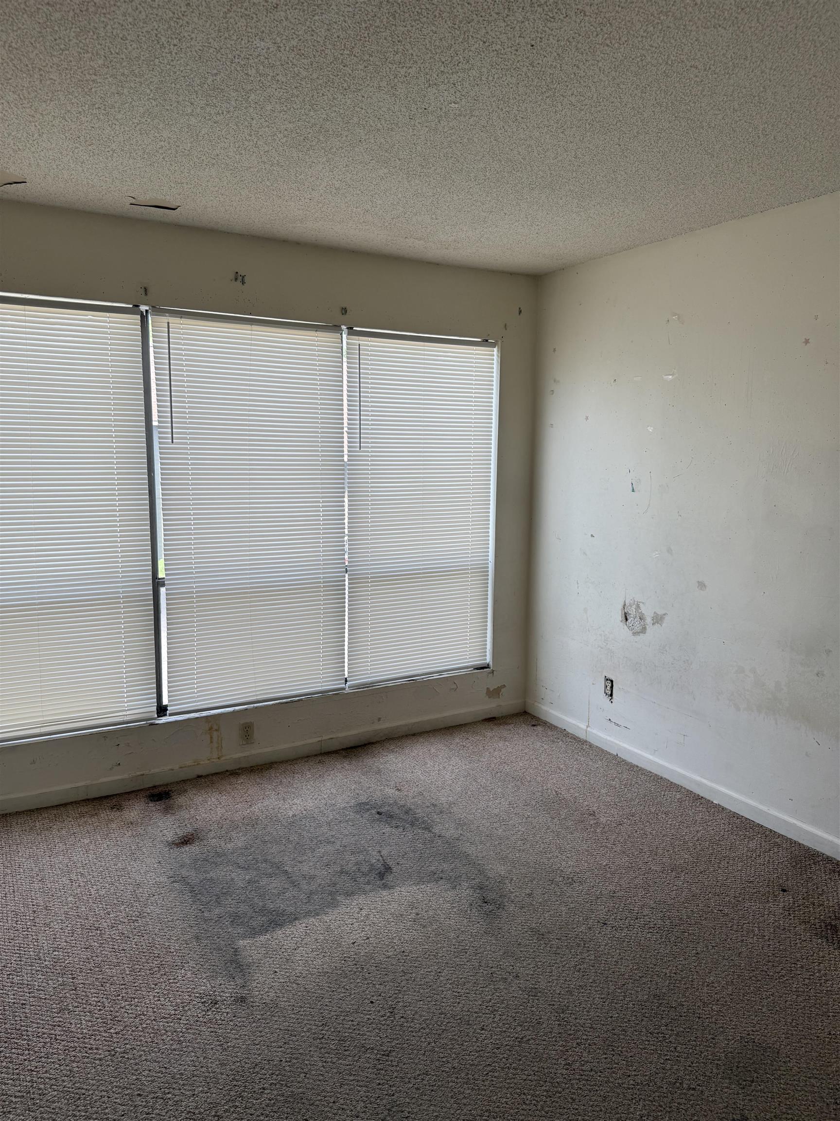 2000 Greens Blvd. Property Photo 18