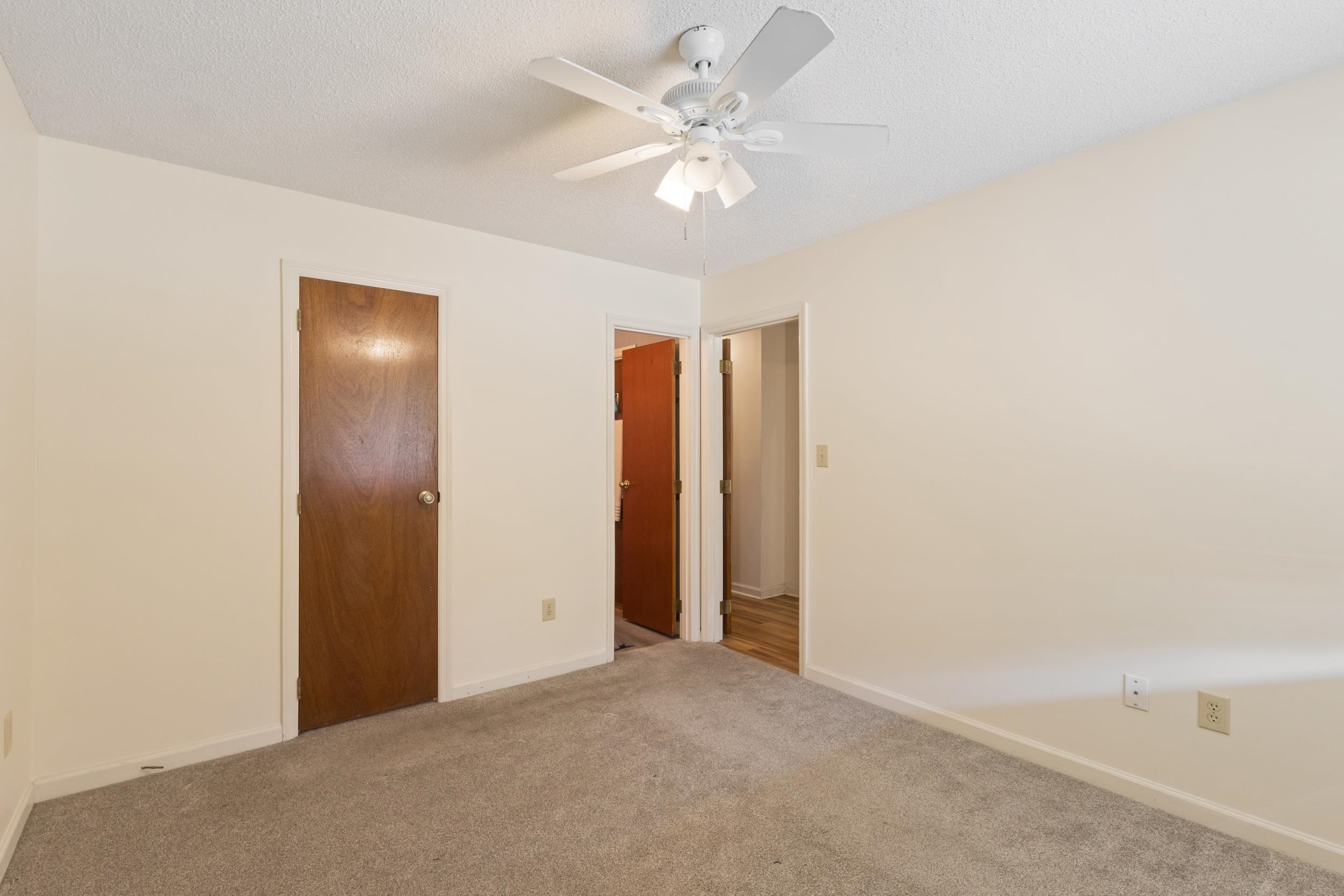 1095 Plantation Dr. W Property Photo 12