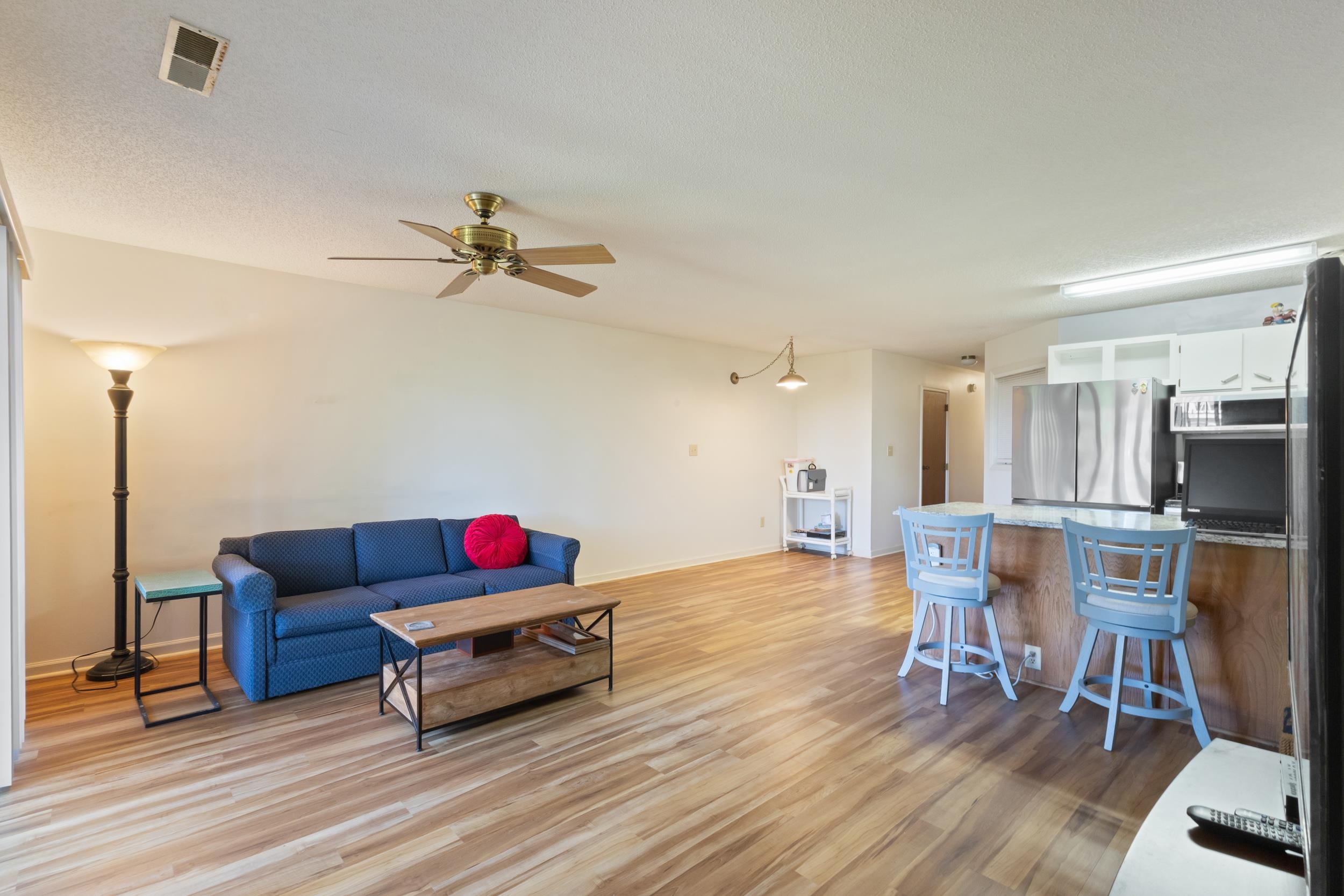 1095 Plantation Dr. W Property Photo 19