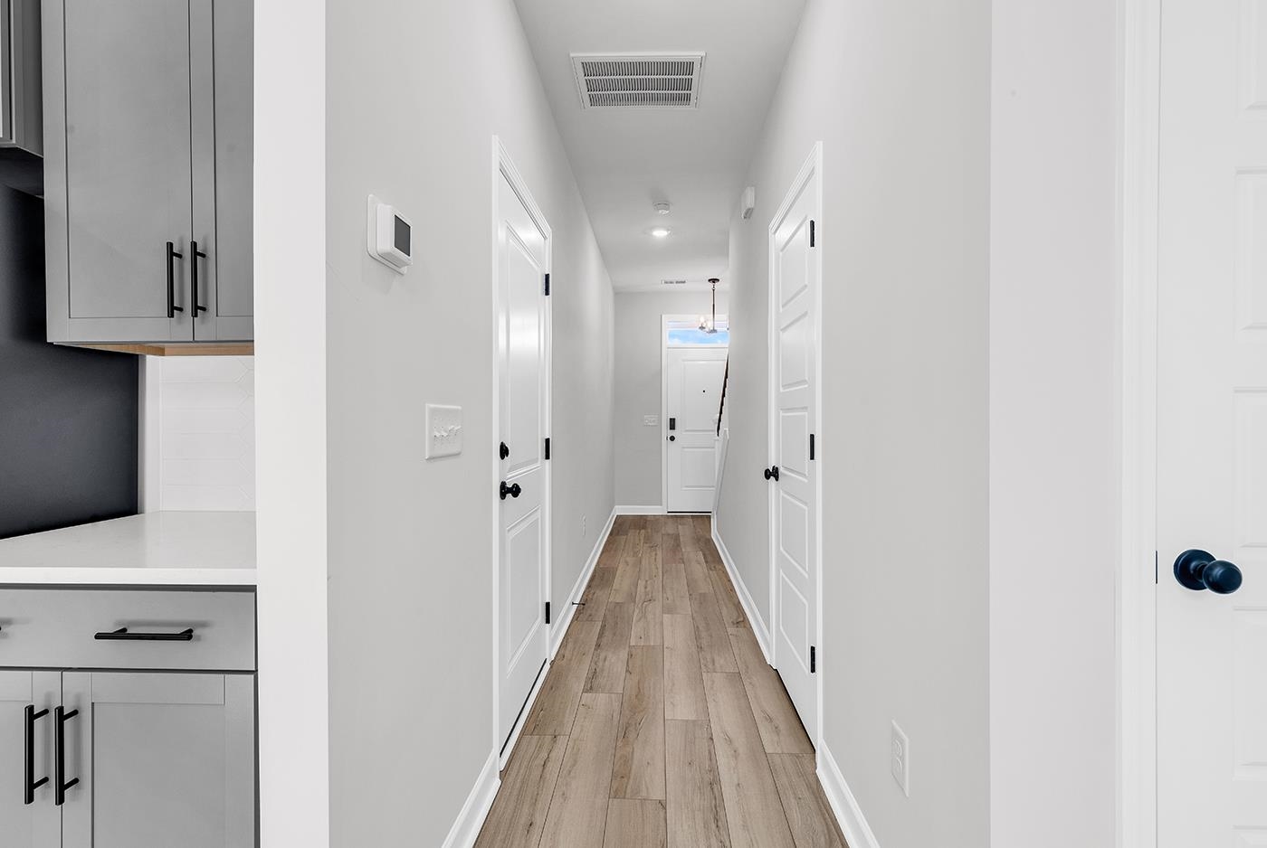 408 Ireland Way Property Photo 6