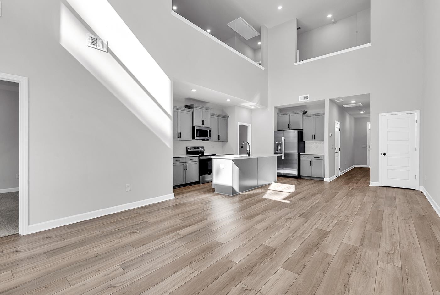 408 Ireland Way Property Photo 13