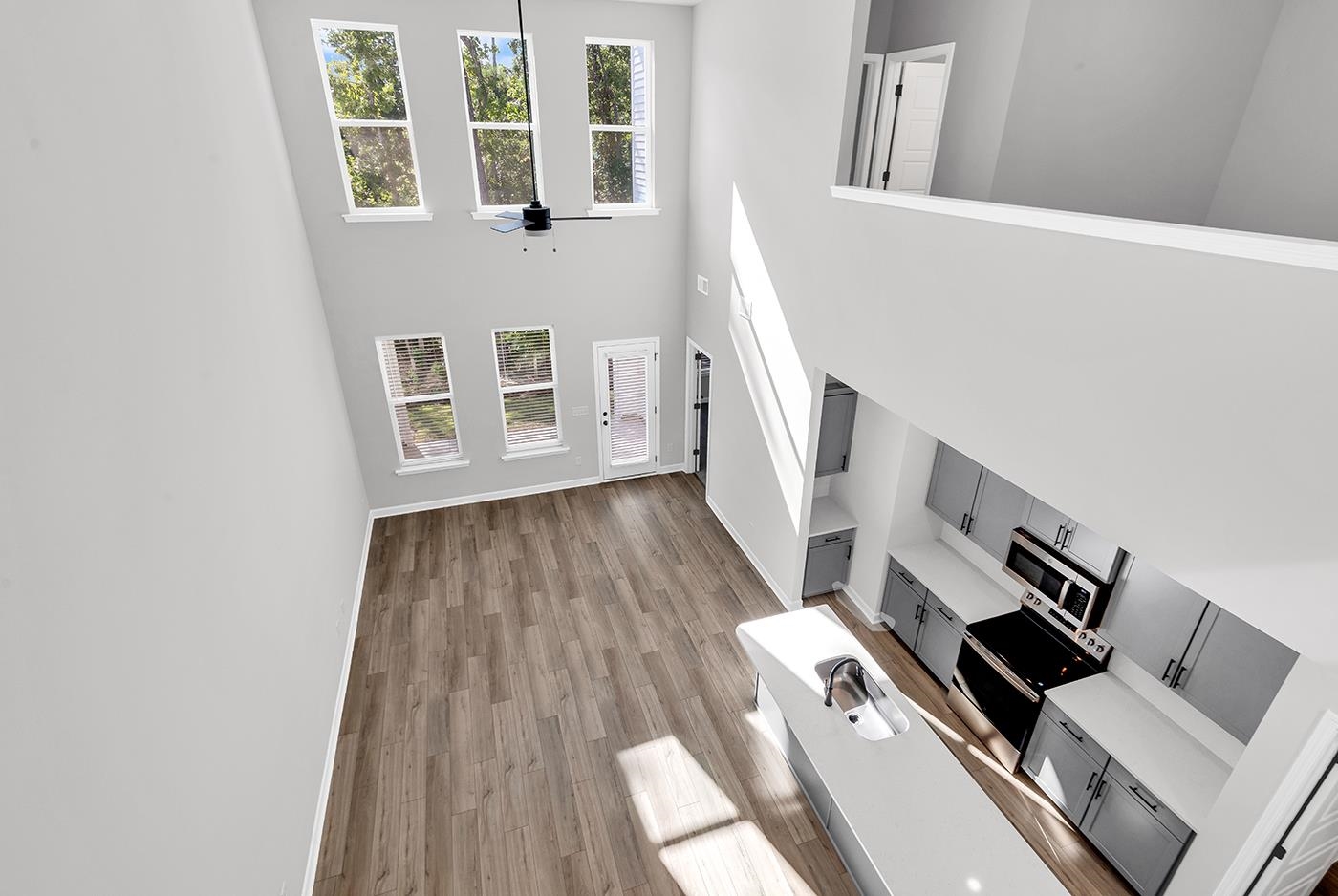 408 Ireland Way Property Photo 33