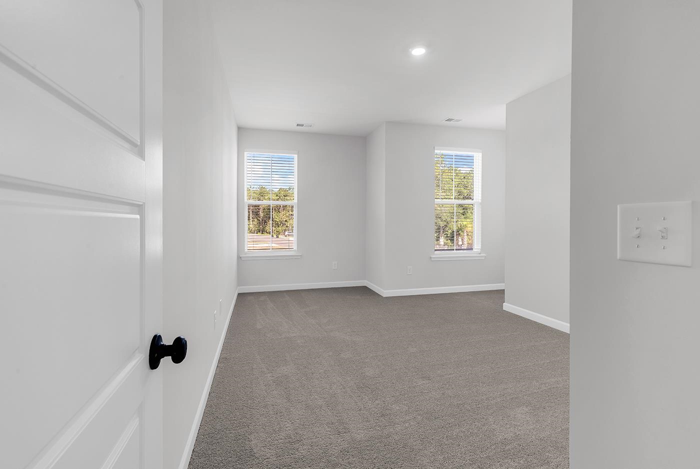 408 Ireland Way Property Photo 34