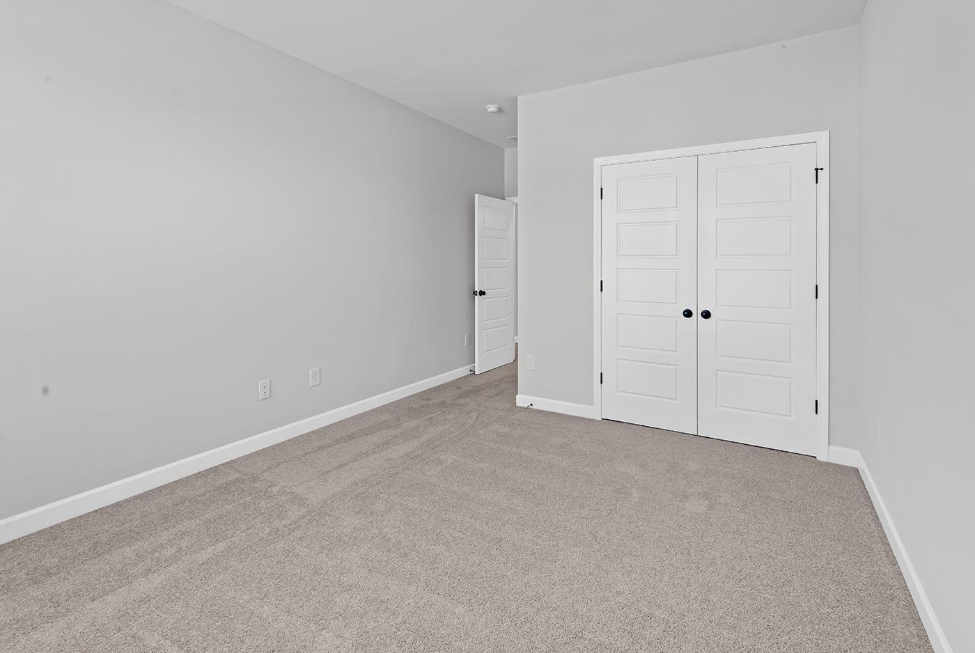 408 Ireland Way Property Photo 39