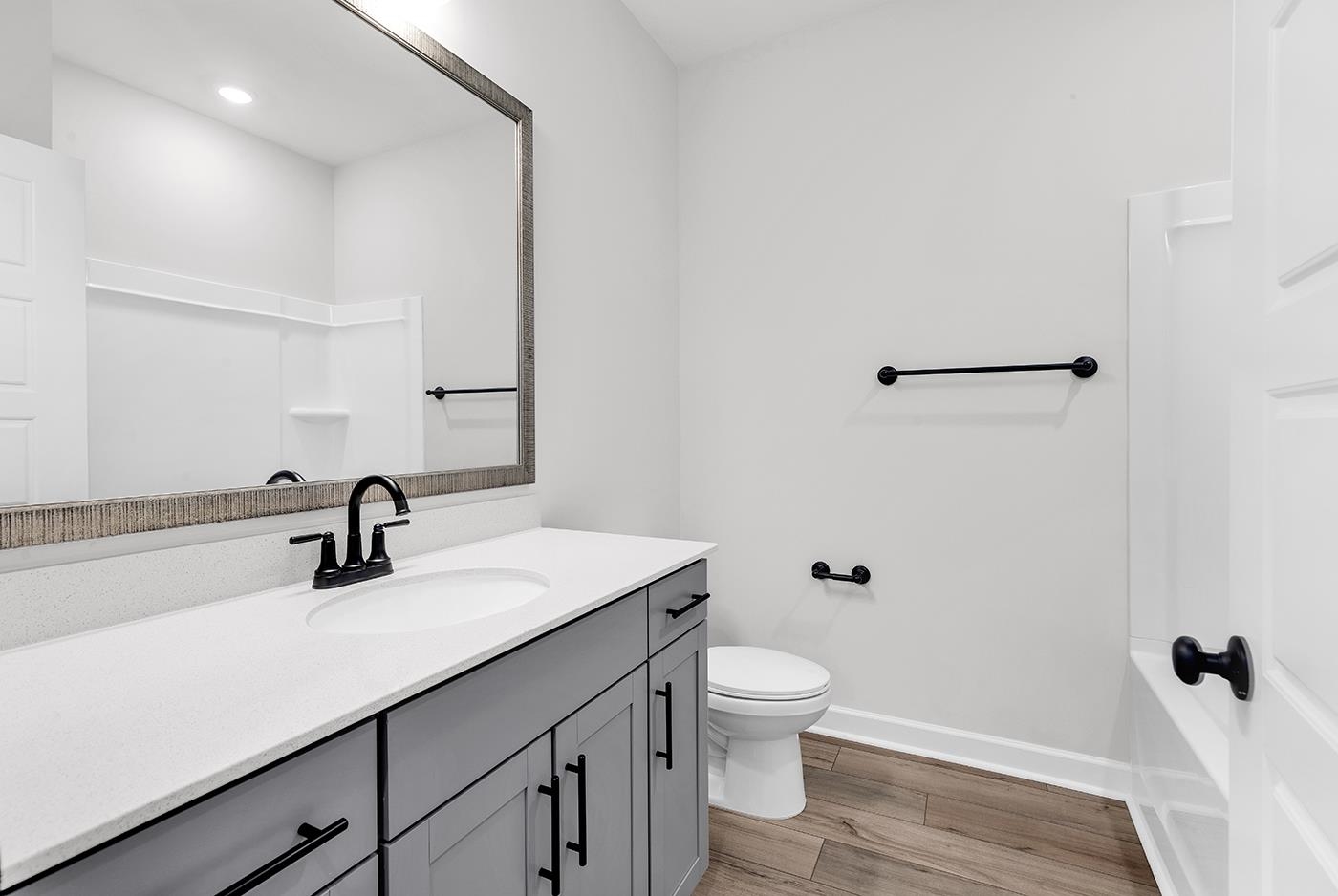 408 Ireland Way Property Photo 40