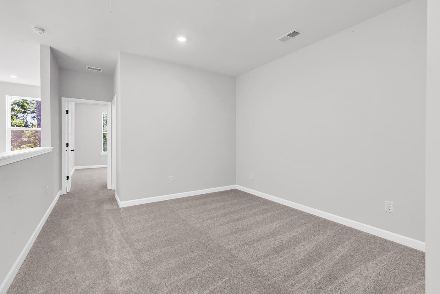 408 Ireland Way Property Photo 43