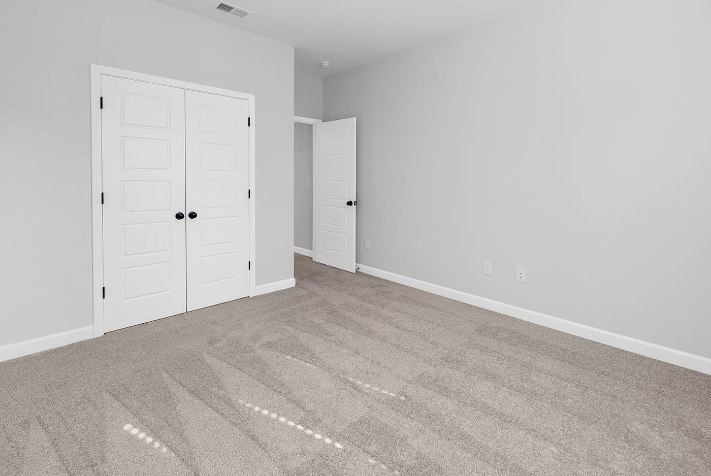 408 Ireland Way Property Photo 48