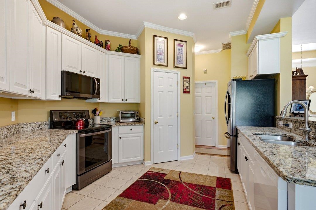 708 Caffery Ct. Property Photo 25