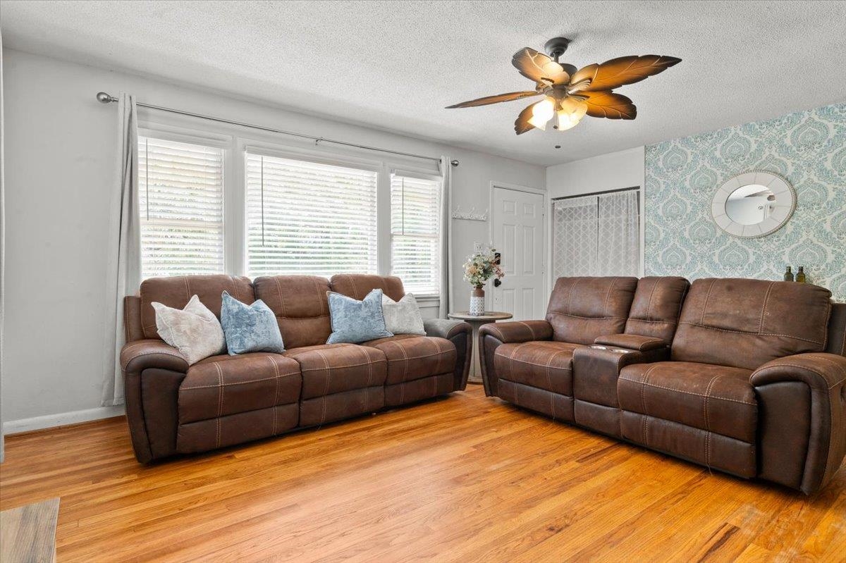 416 N Railroad Ave. Property Photo 8