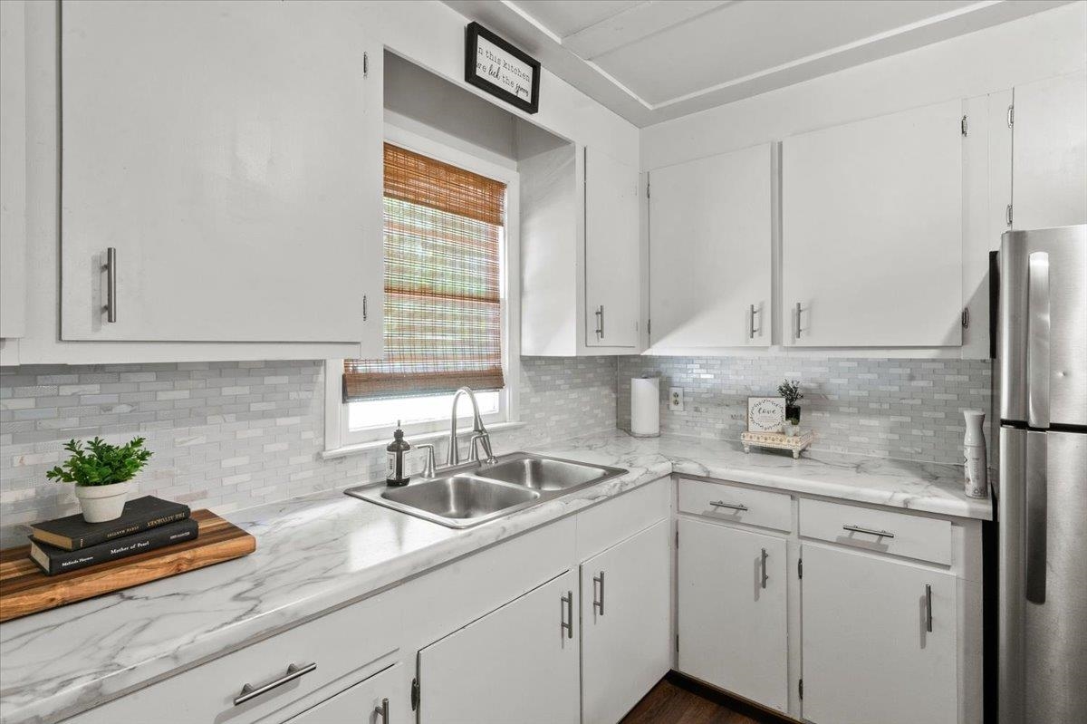 416 N Railroad Ave. Property Photo 14